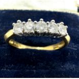 18ct gold 5 stone diamond ring 0.50 ct diamonds weight 3.3g