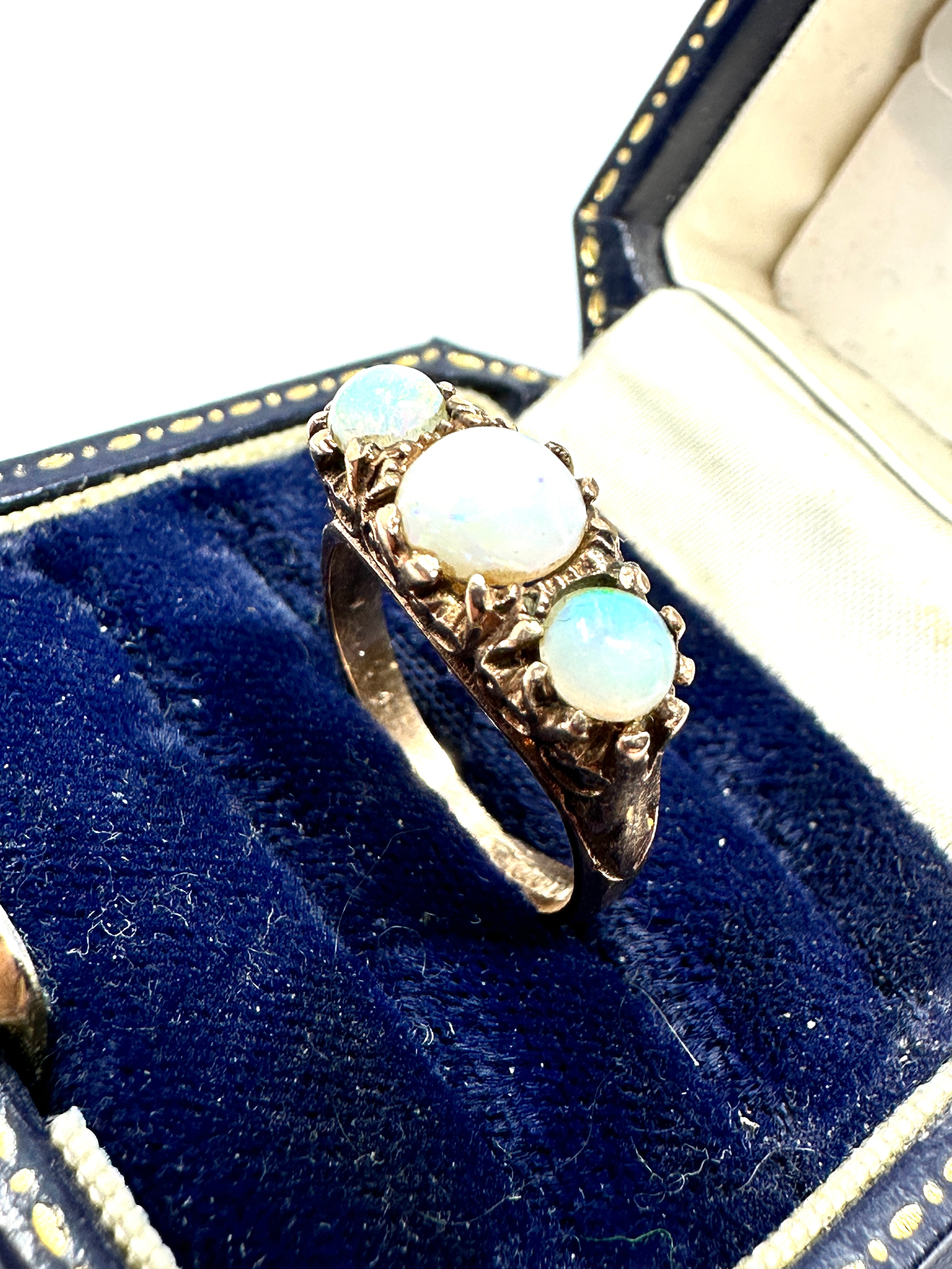 Vintage 9ct gold opal ring weight 4g - Image 3 of 4