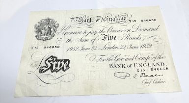 Bank oF England White £5 Five Pound Note, Dated 1952. Signed By P.S Beale