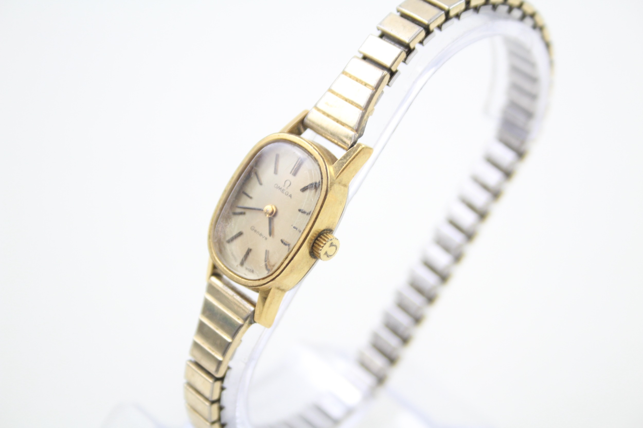 Womens Omega Geneve Gold Tone Wristwatch Hand Wind WORKING - Image 3 of 7