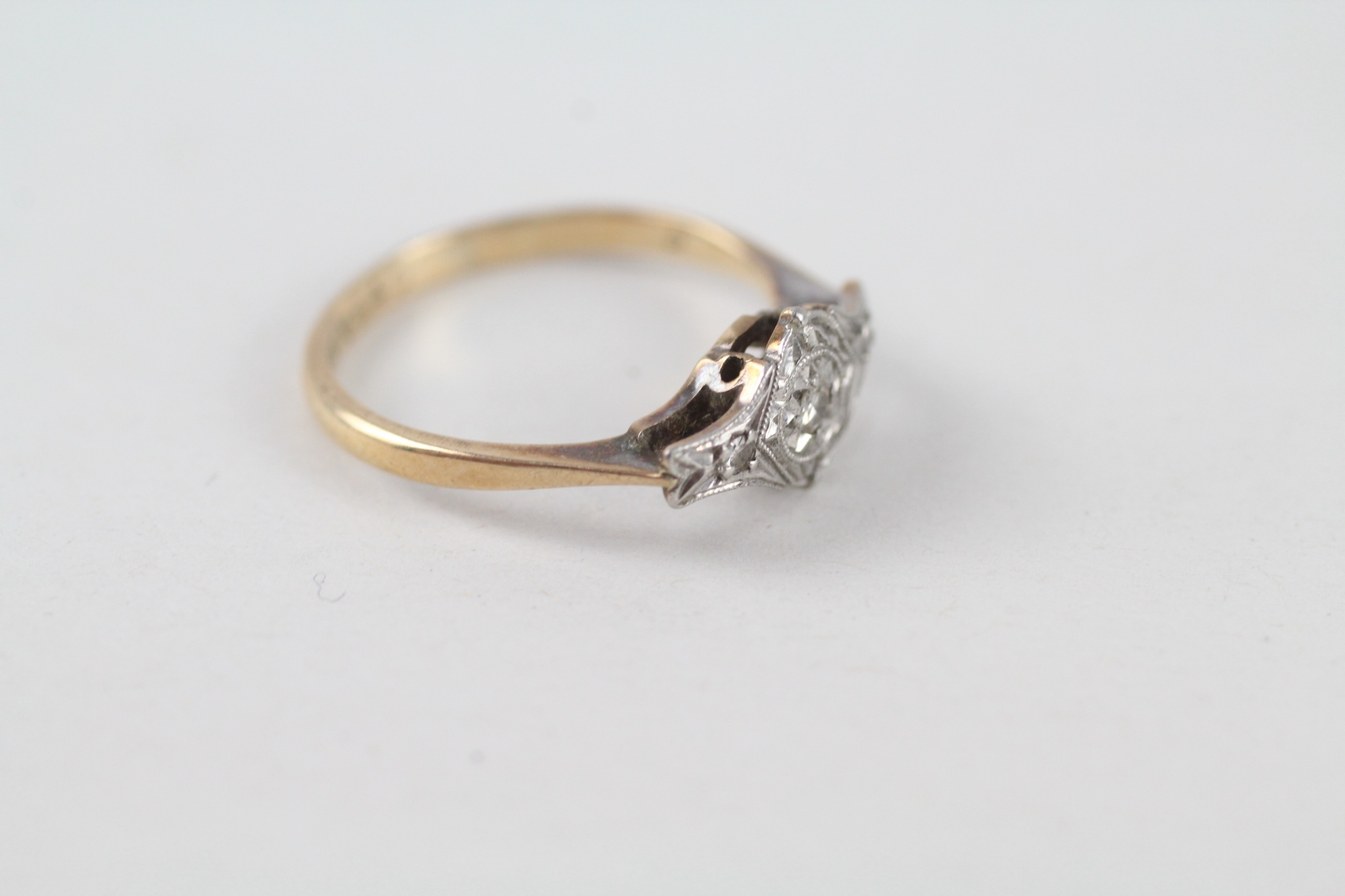 9ct gold & platinum vintage diamond dress ring (1.5g) - Image 2 of 4