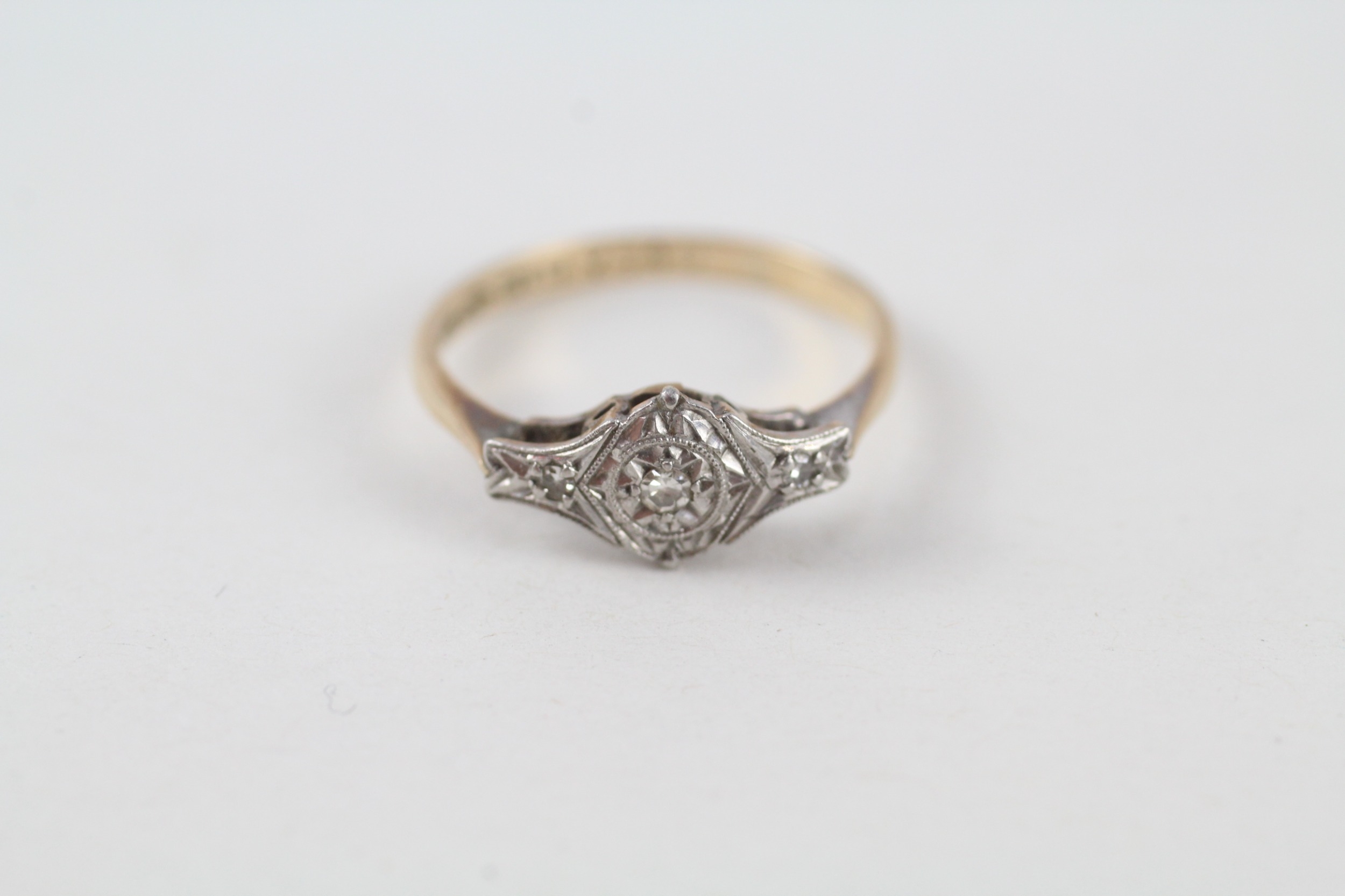 9ct gold & platinum vintage diamond dress ring (1.5g)