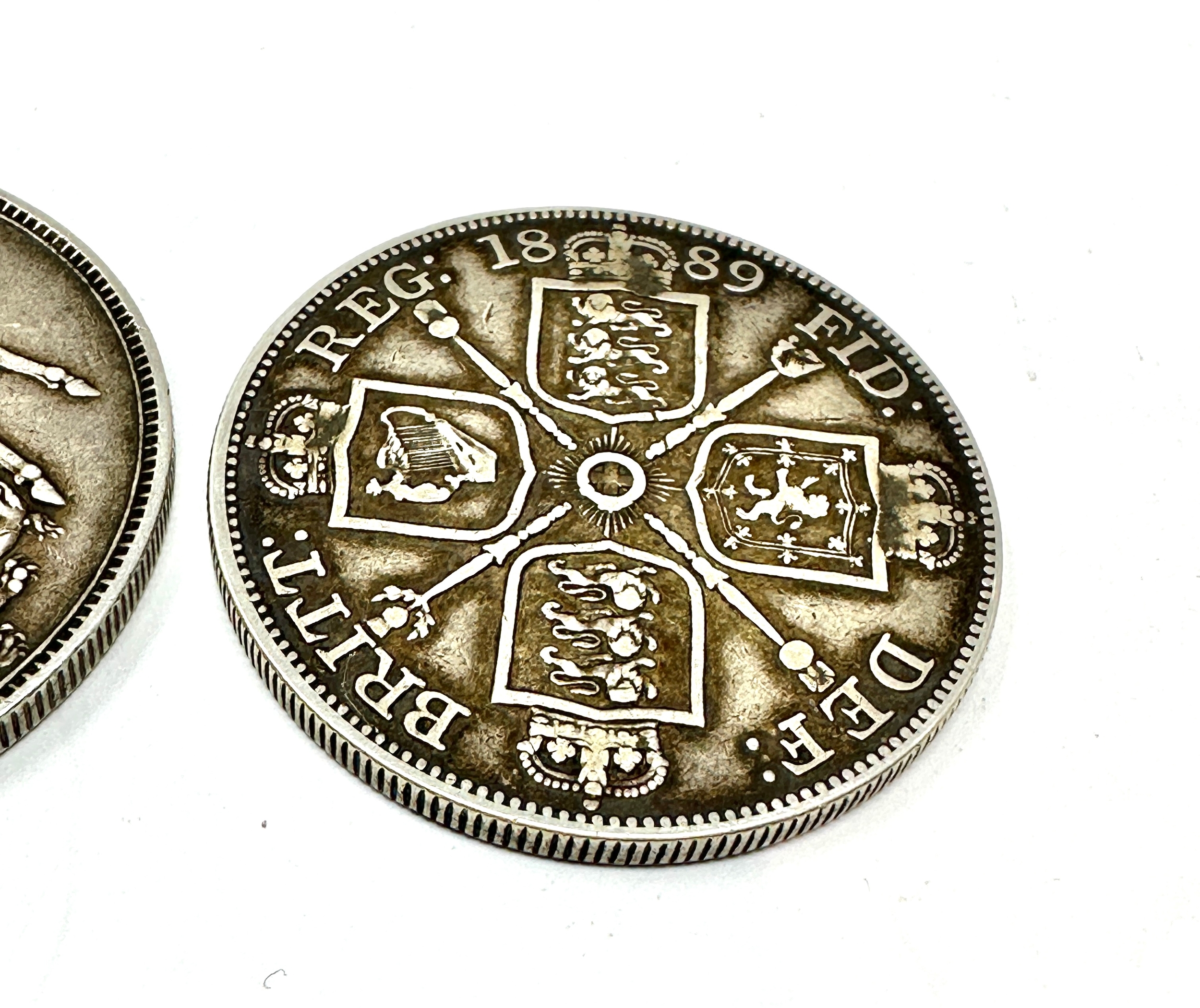 Victorian silver 1889 crown & double florin - Image 4 of 4