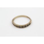 9ct gold vintage sapphire half eternity ring (1.7g)