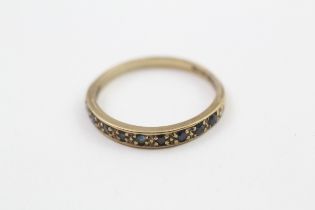 9ct gold vintage sapphire half eternity ring (1.7g)
