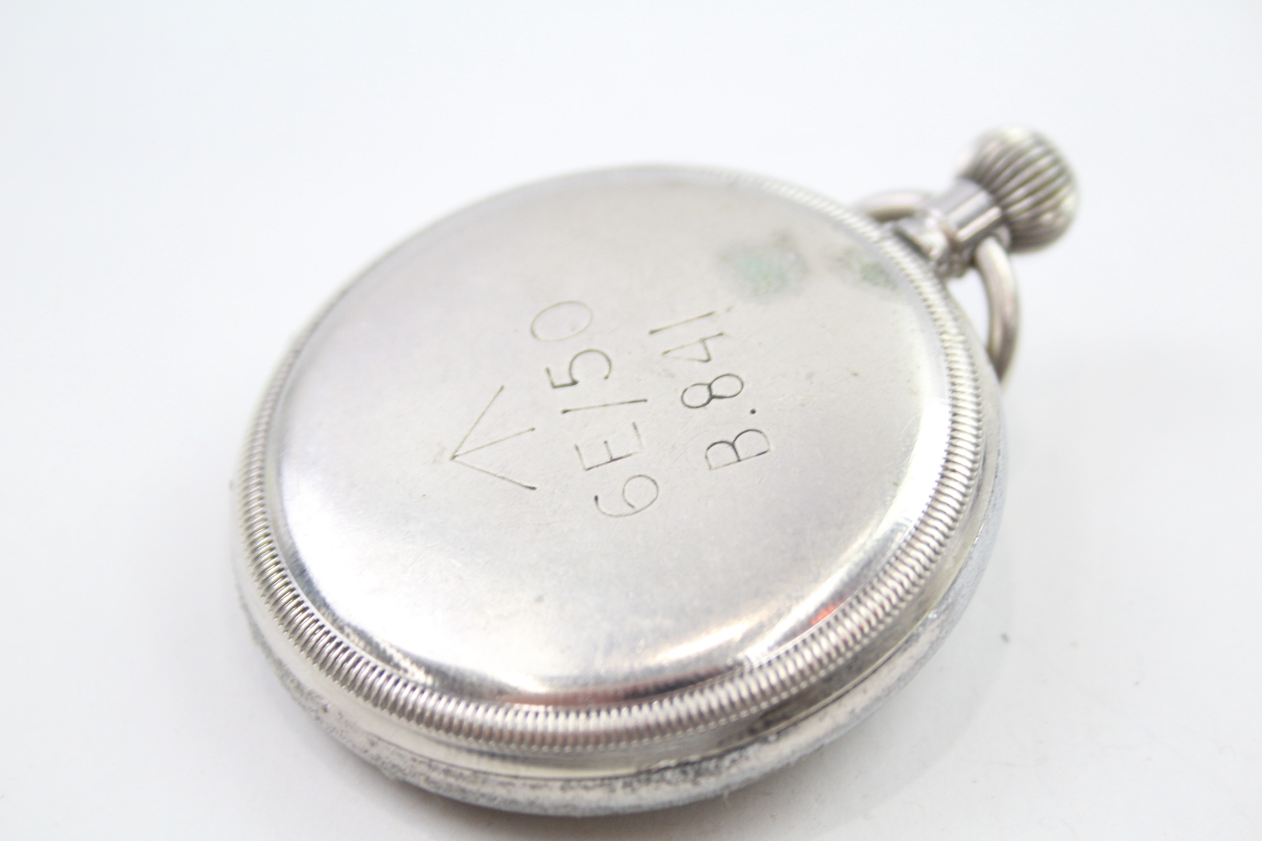 Mens Vintage Military Issue POCKET WATCH Hand Wind Working - Image 4 of 5