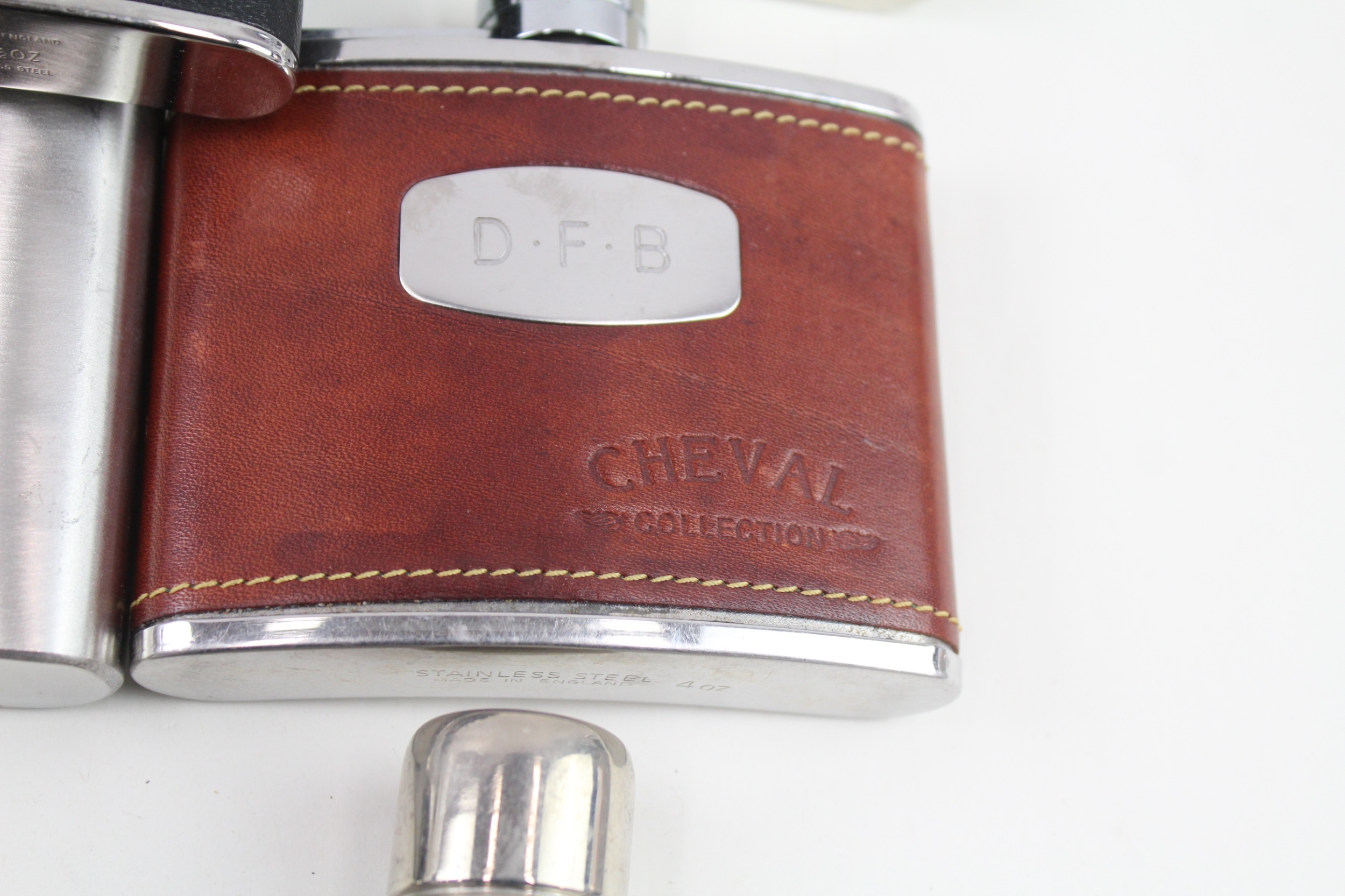 20 x Hip Flasks Inc Real Leather, Dalvey, Branding, Pewter, Vintage, Glass - Image 5 of 8