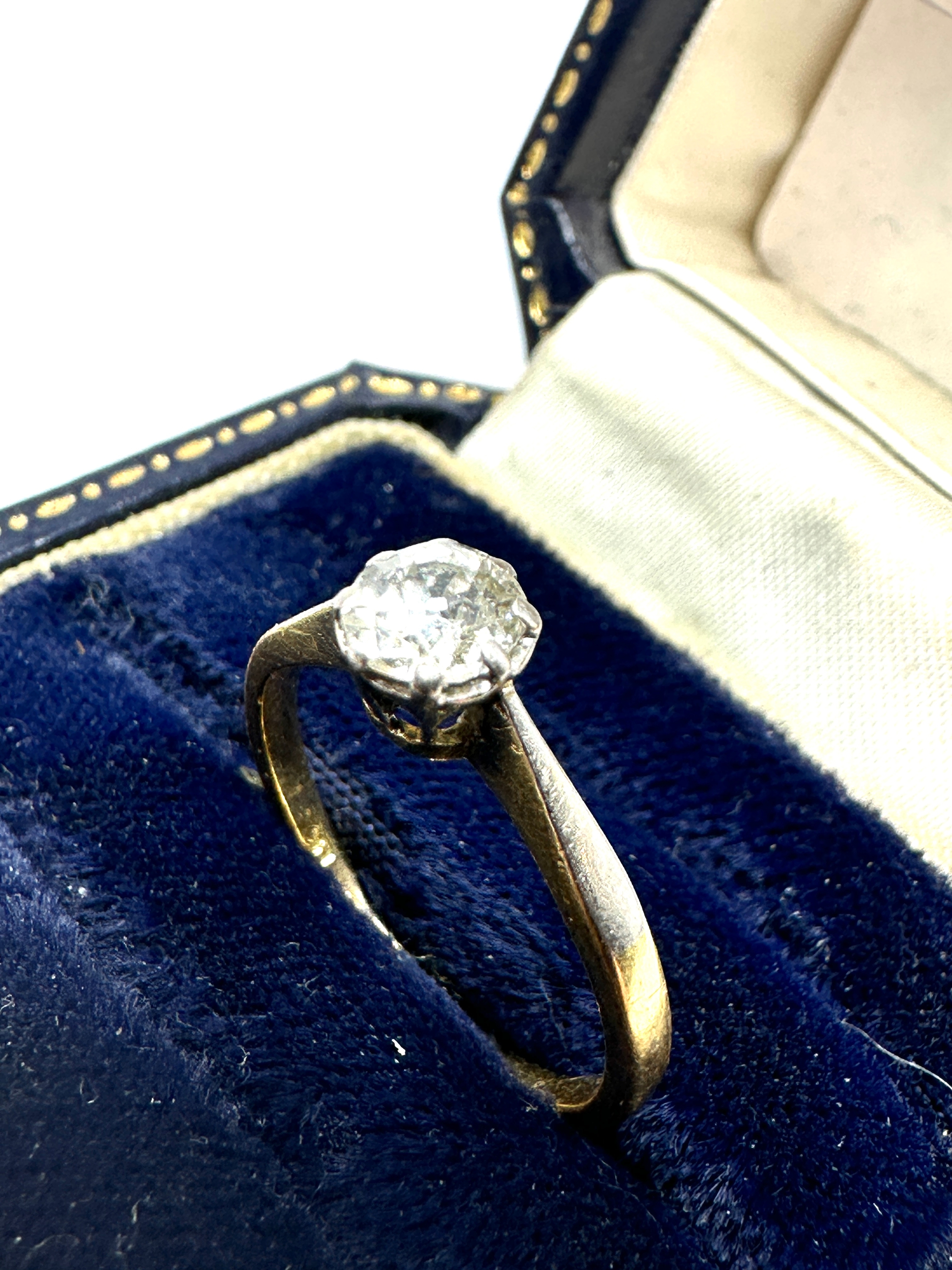 Antique 18ct gold old cut diamond ring diamond measures approx 5.5mm dia est .60 ct weight 2.2g - Image 3 of 4