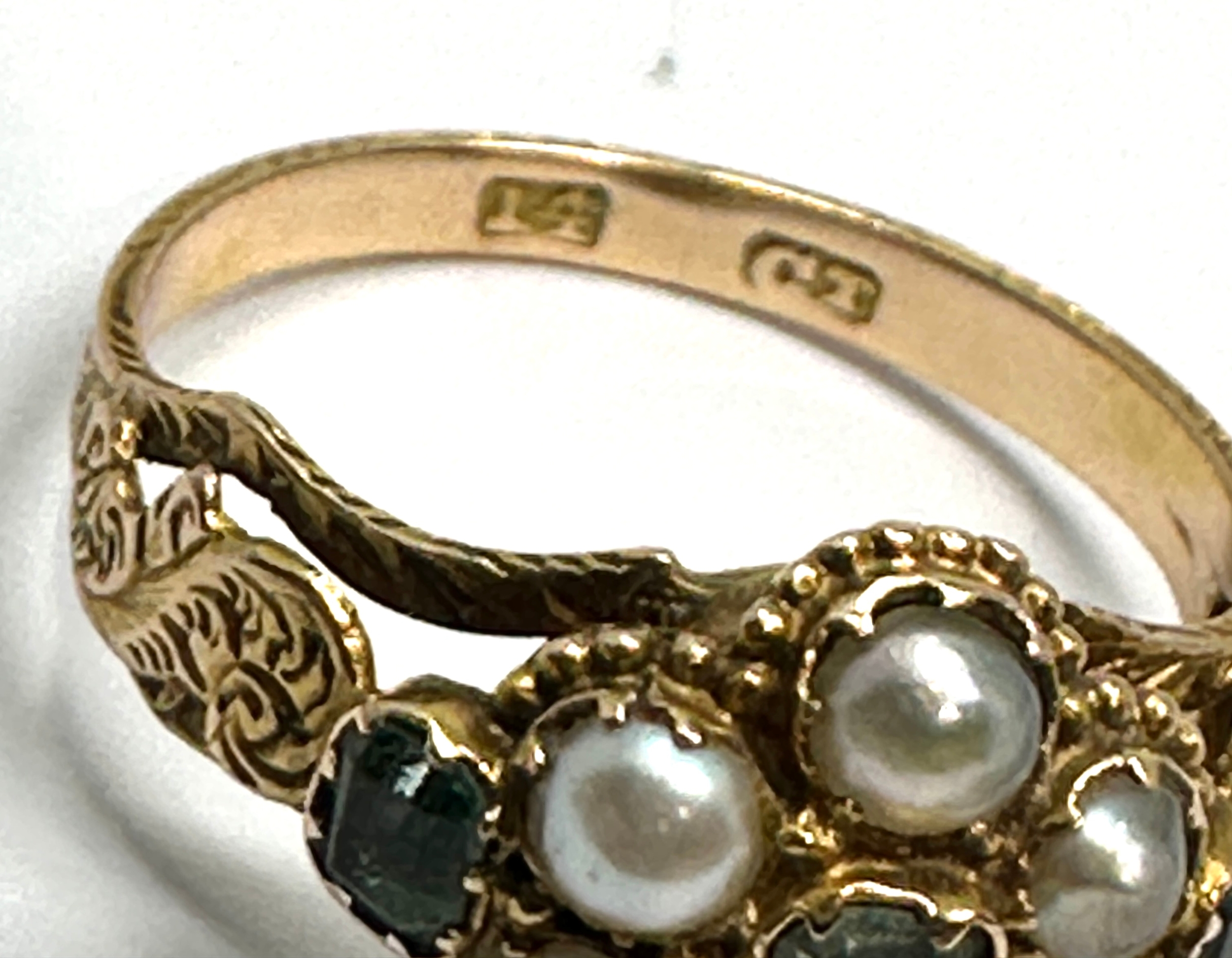 19th century 14ct gold emerald & seed-pearl ring hallmarked 14 ct weight 2.5g - Image 4 of 4