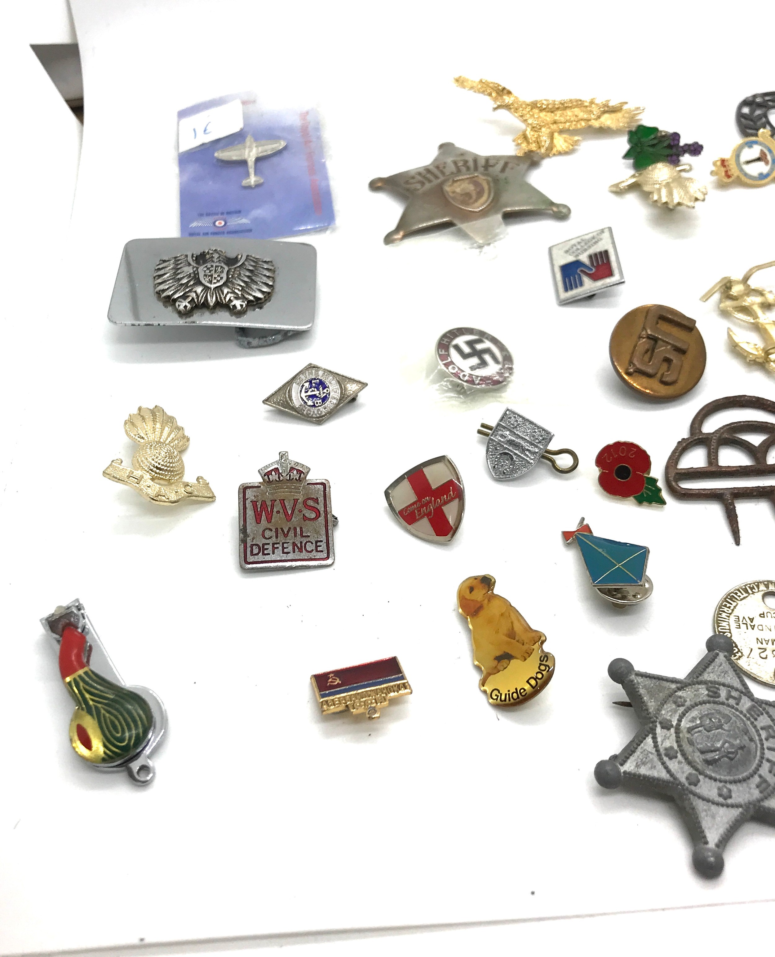 Selection of assorted badges, medals etc - Image 2 of 6