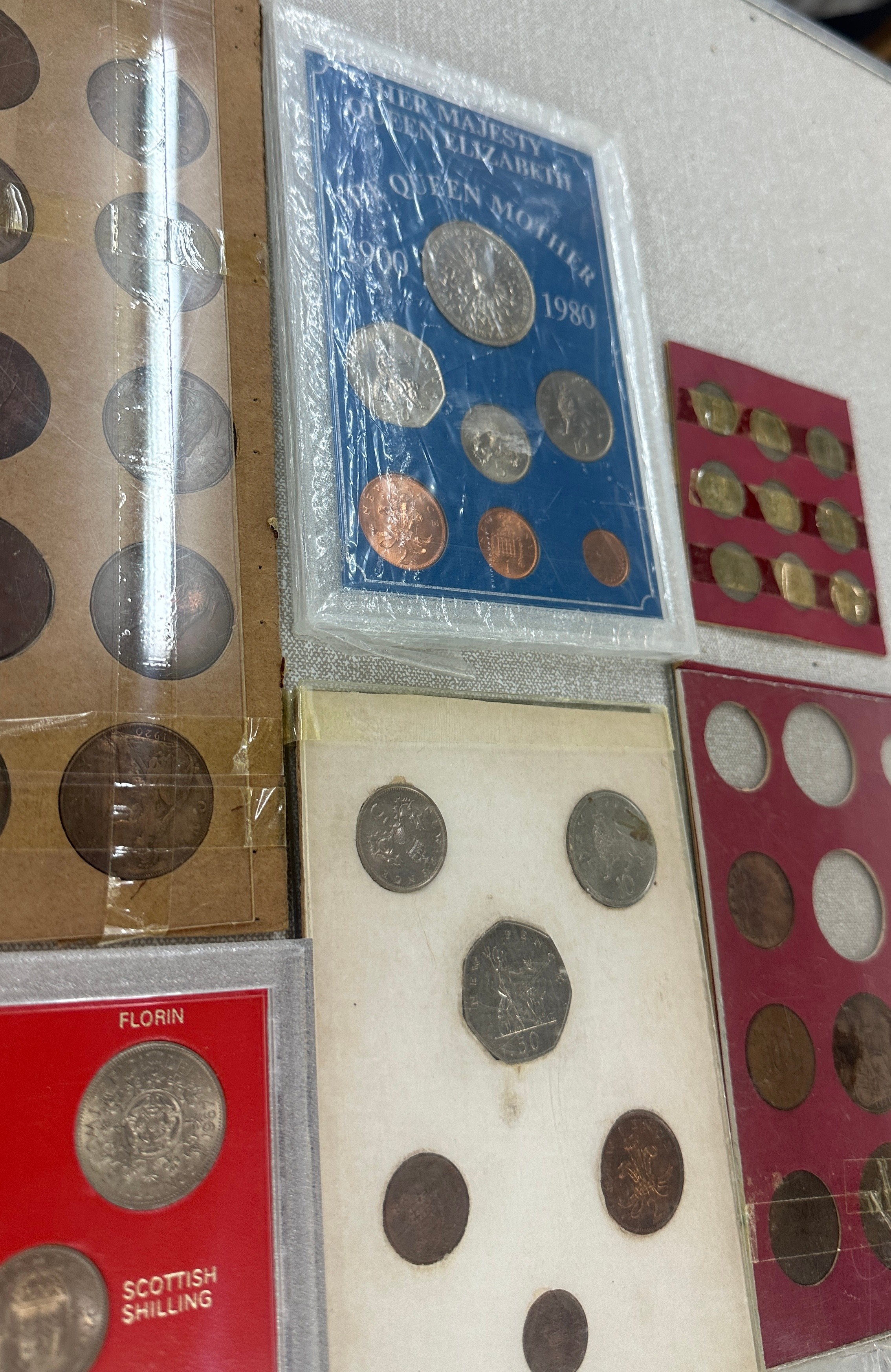 Selection of assorted coin sets includes The Coinage of Great Brittain 1980, 1979 etc - Image 5 of 10