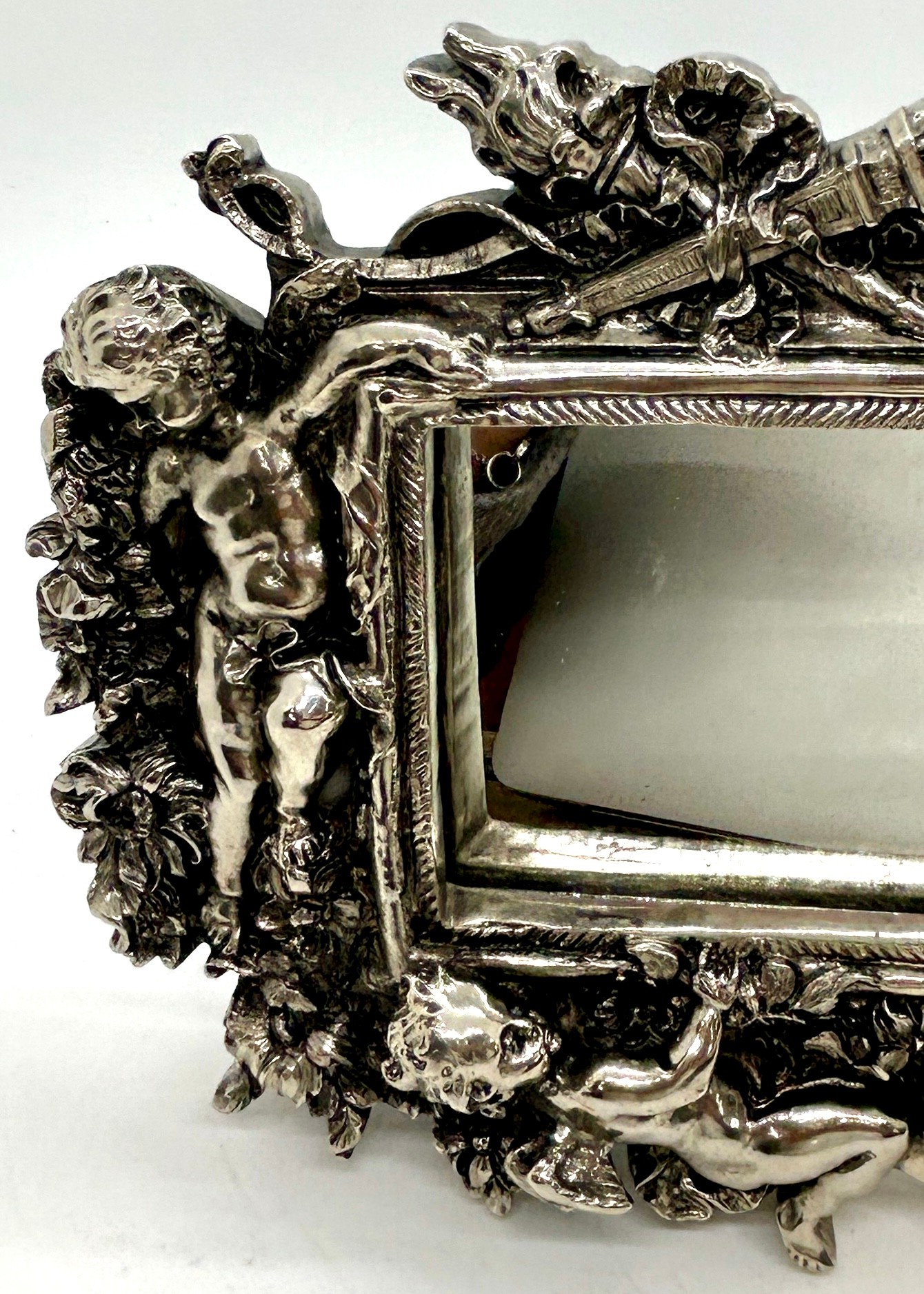 Sterling silver overlay cherub small mirror, approximate measurements: 16 x 18.5cm - Image 4 of 5