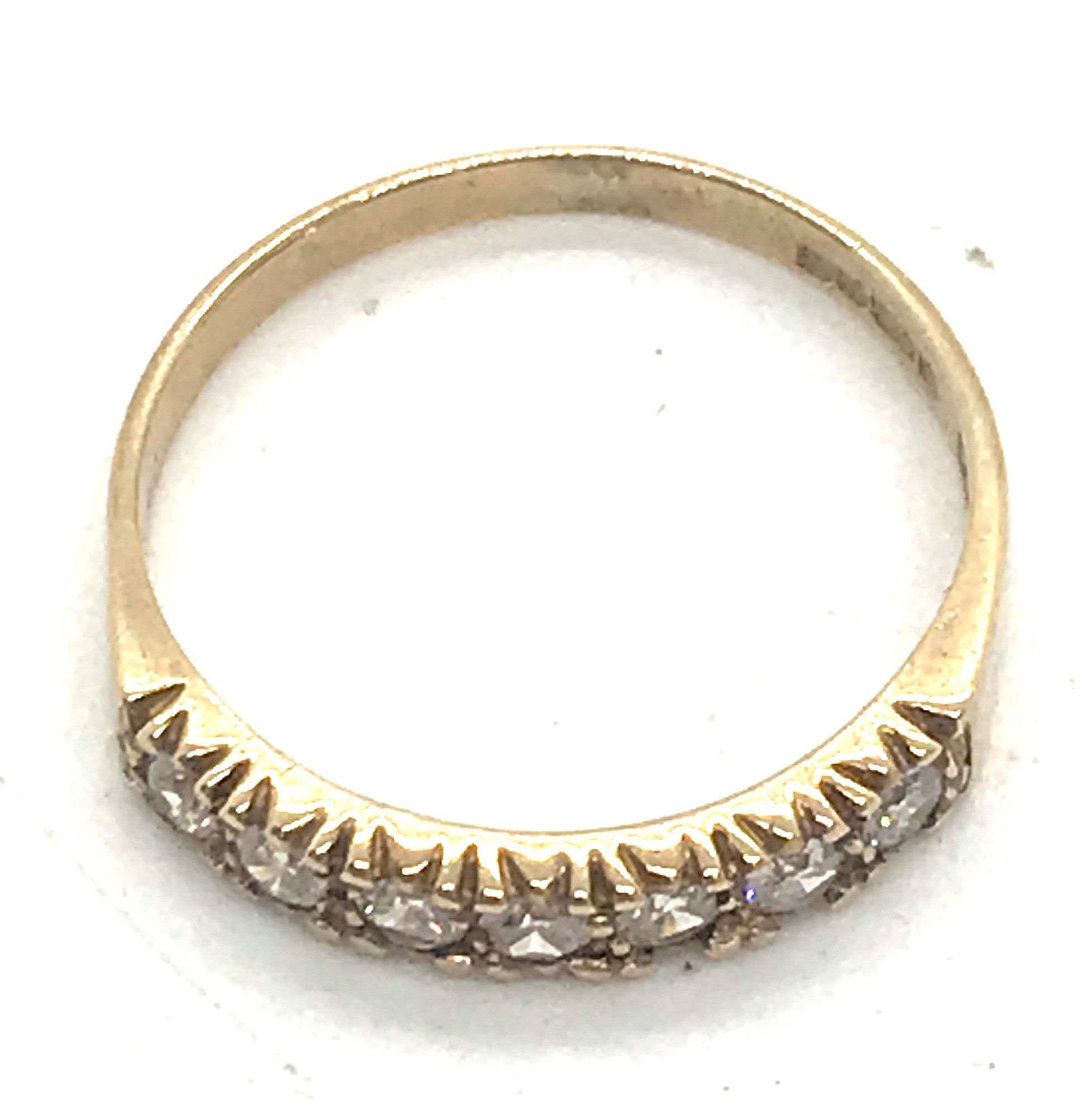 9ct Gold 7 stone CZ ring weight 1.7grams - Image 3 of 3