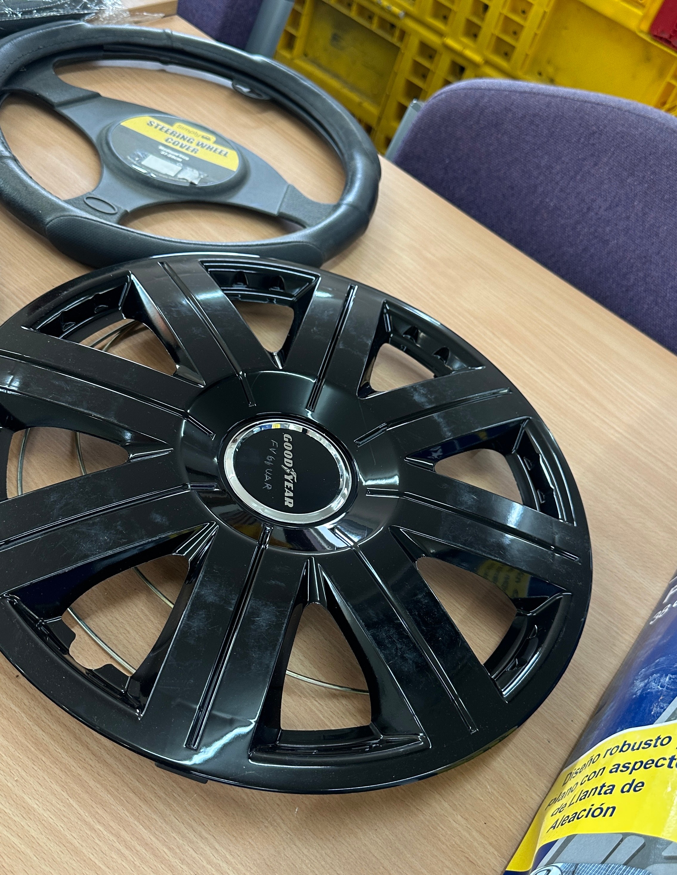 Selection of steering wheel covers and good year Flexo 15 inch wheel trims - Image 3 of 4