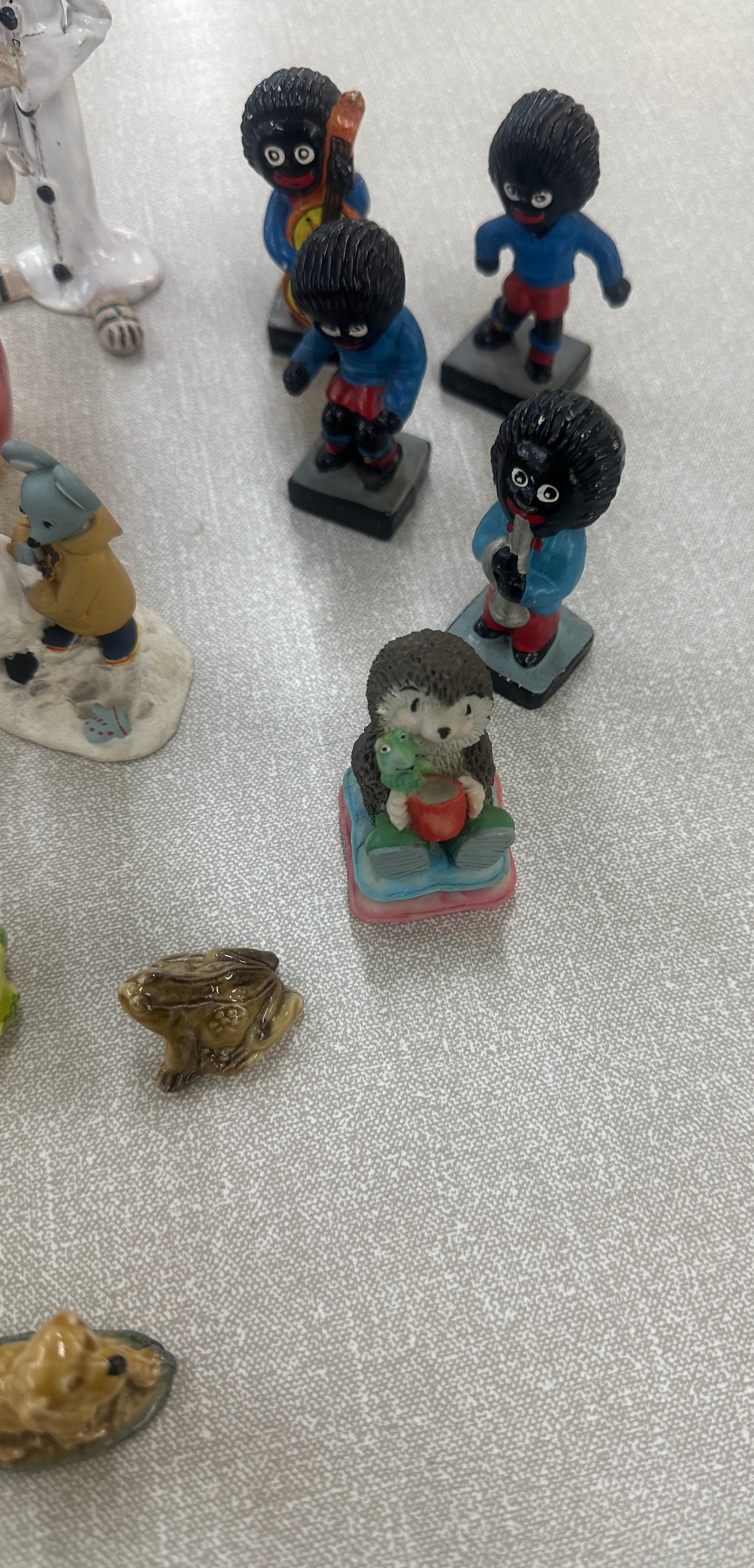 Selection of miniature collectable items to include Robertsons etc - Image 2 of 5