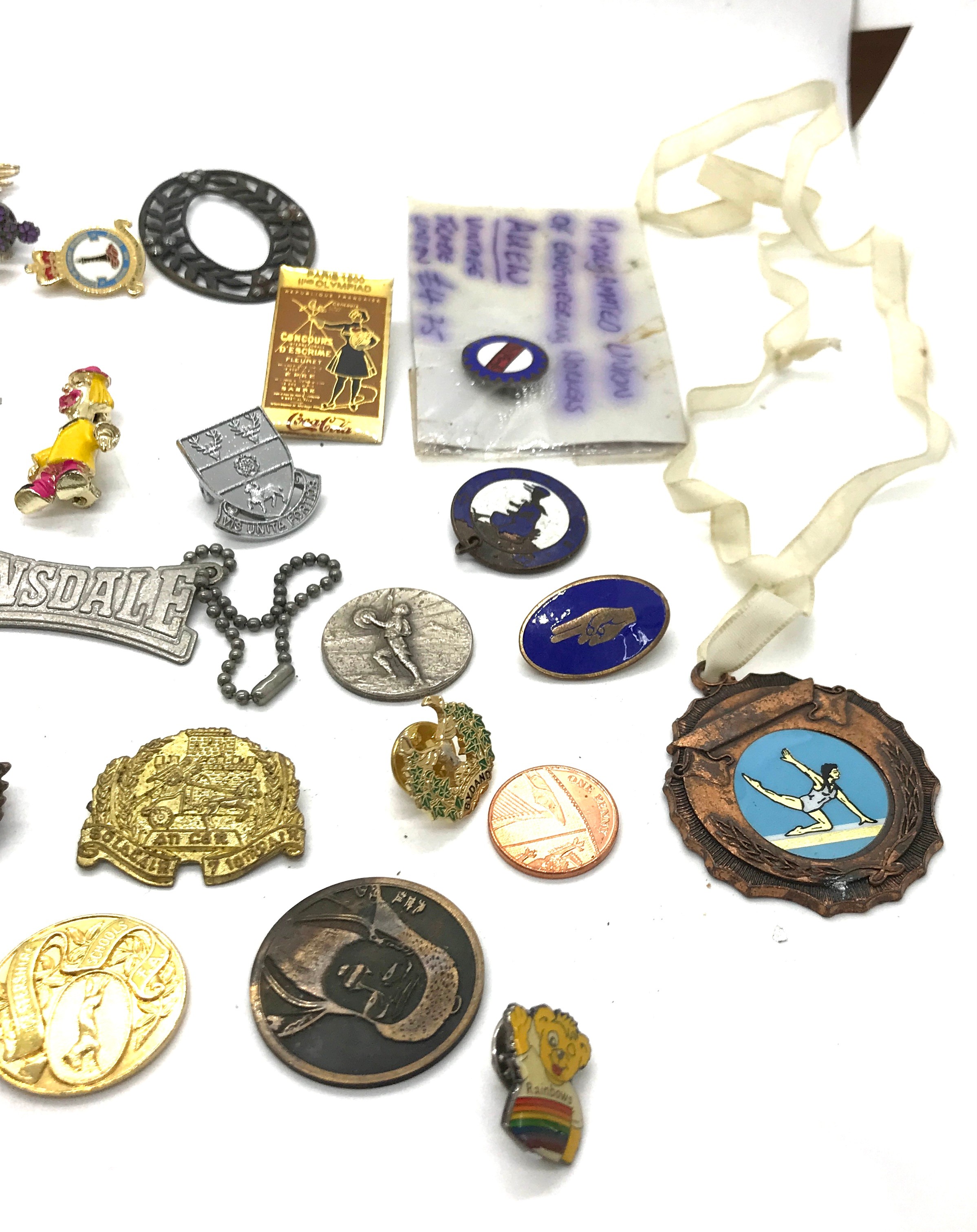 Selection of assorted badges, medals etc - Image 4 of 6