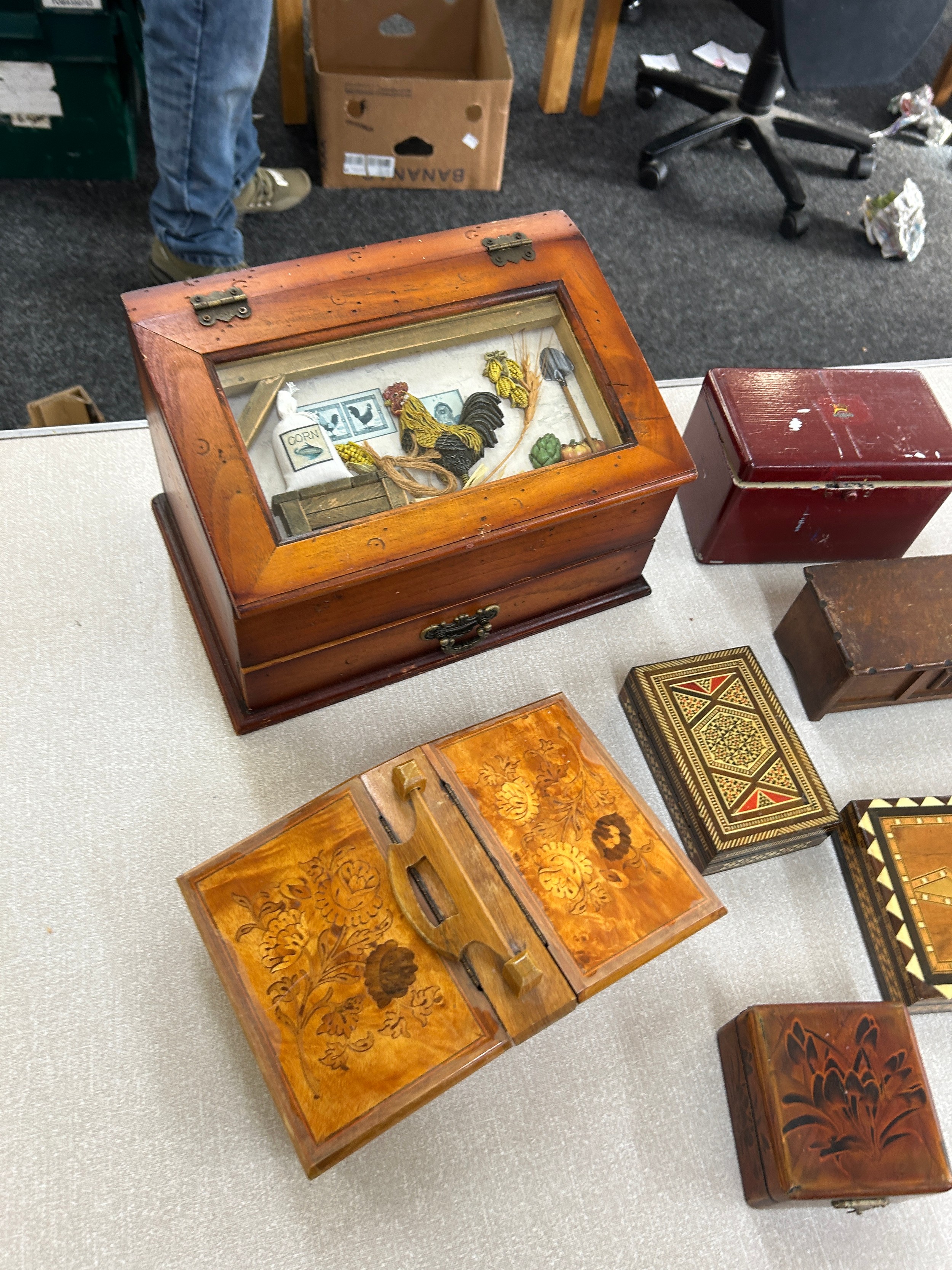 Large selection of vintage boxes includes inlaid etc - Image 2 of 3
