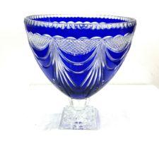 Large blue glass centre piece, overall height 13 inches, Width 12 inches