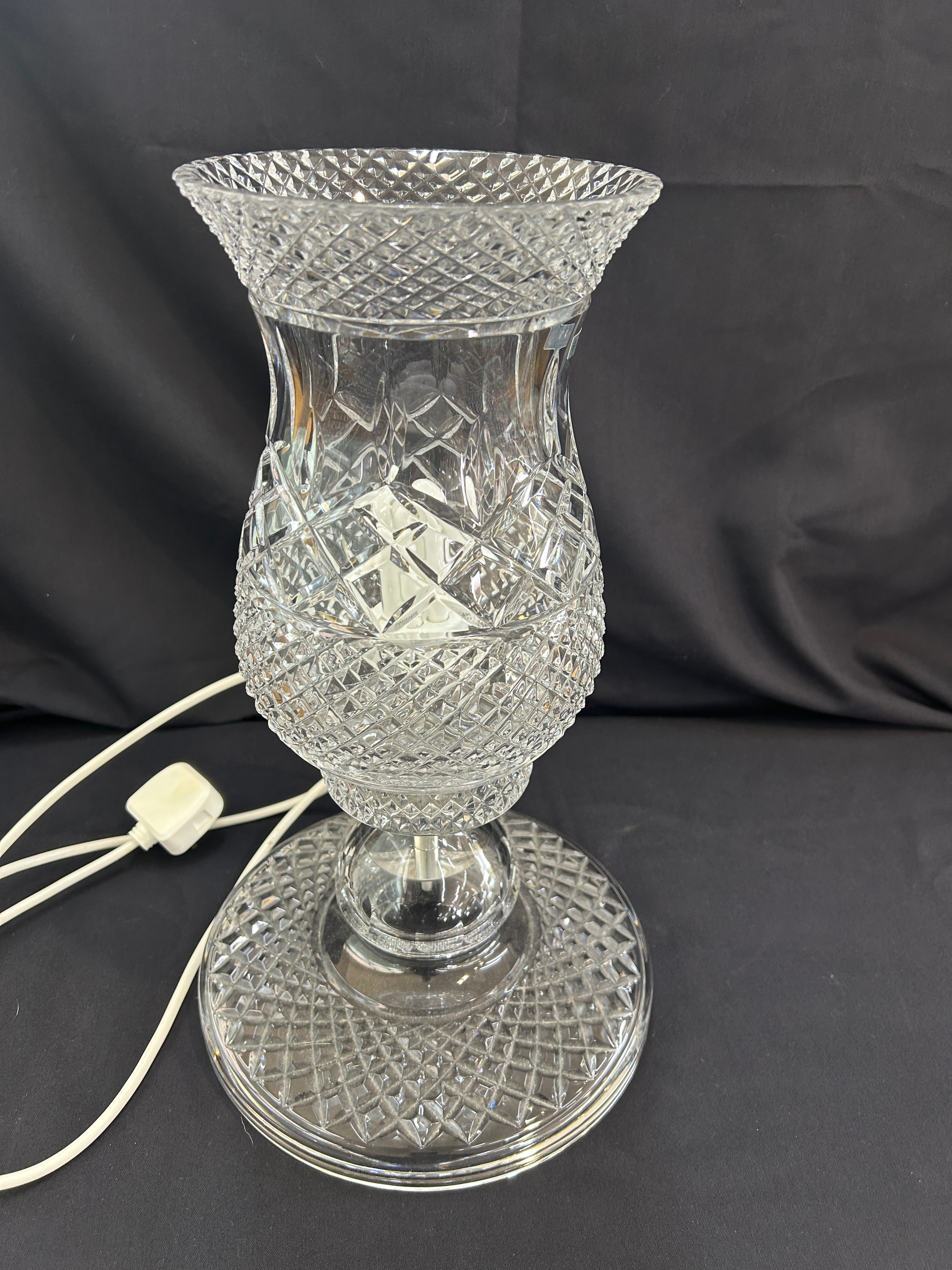 Cut glass table lamp measures approx 16 inches tall, diameter of base 10 inches - Image 2 of 3