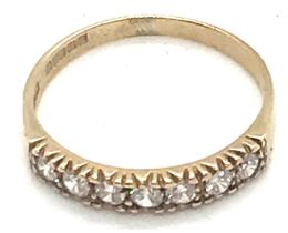 9ct Gold 7 stone CZ ring weight 1.7grams