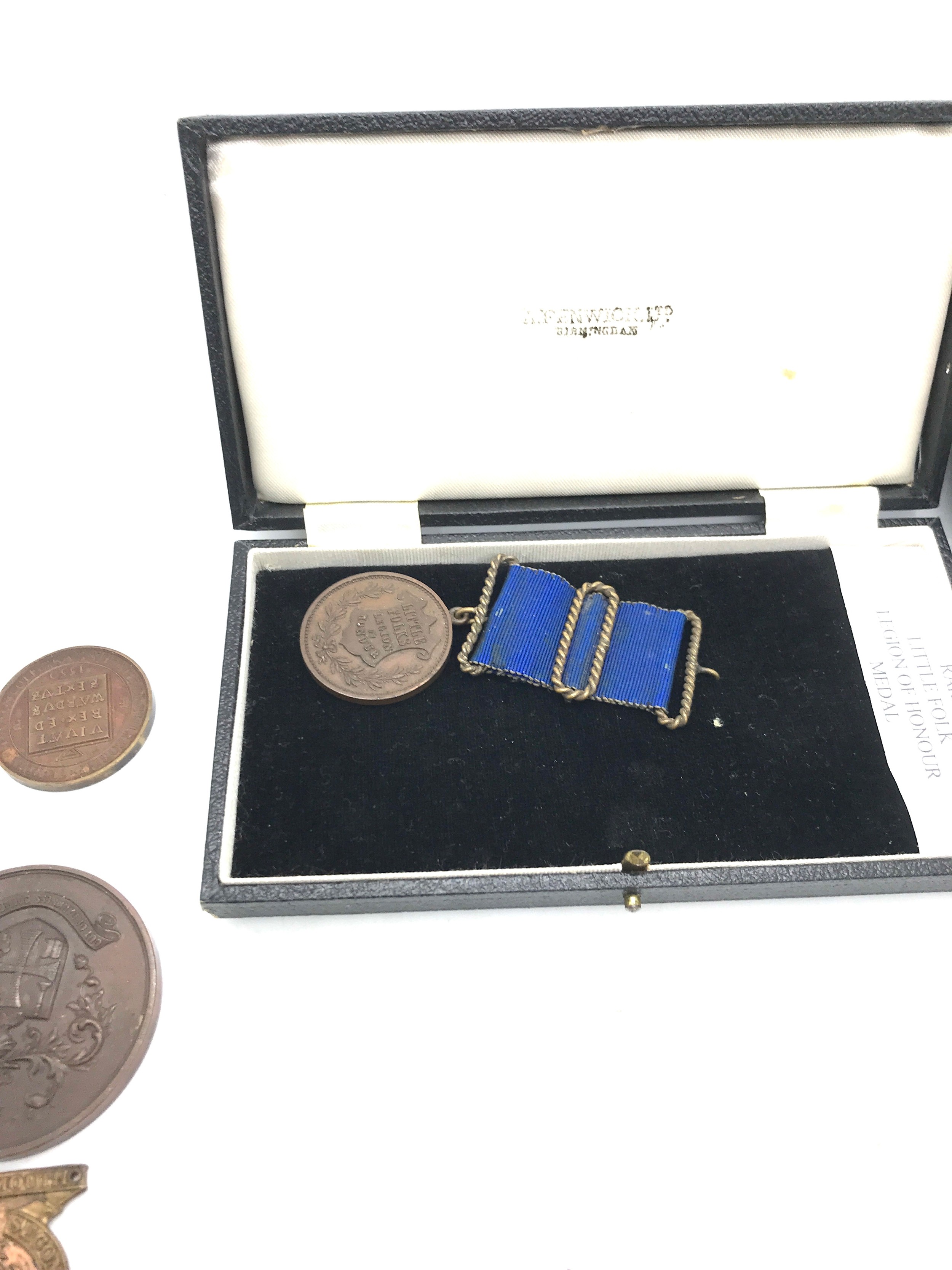 Selection of assorted replica medals etc - Image 2 of 5