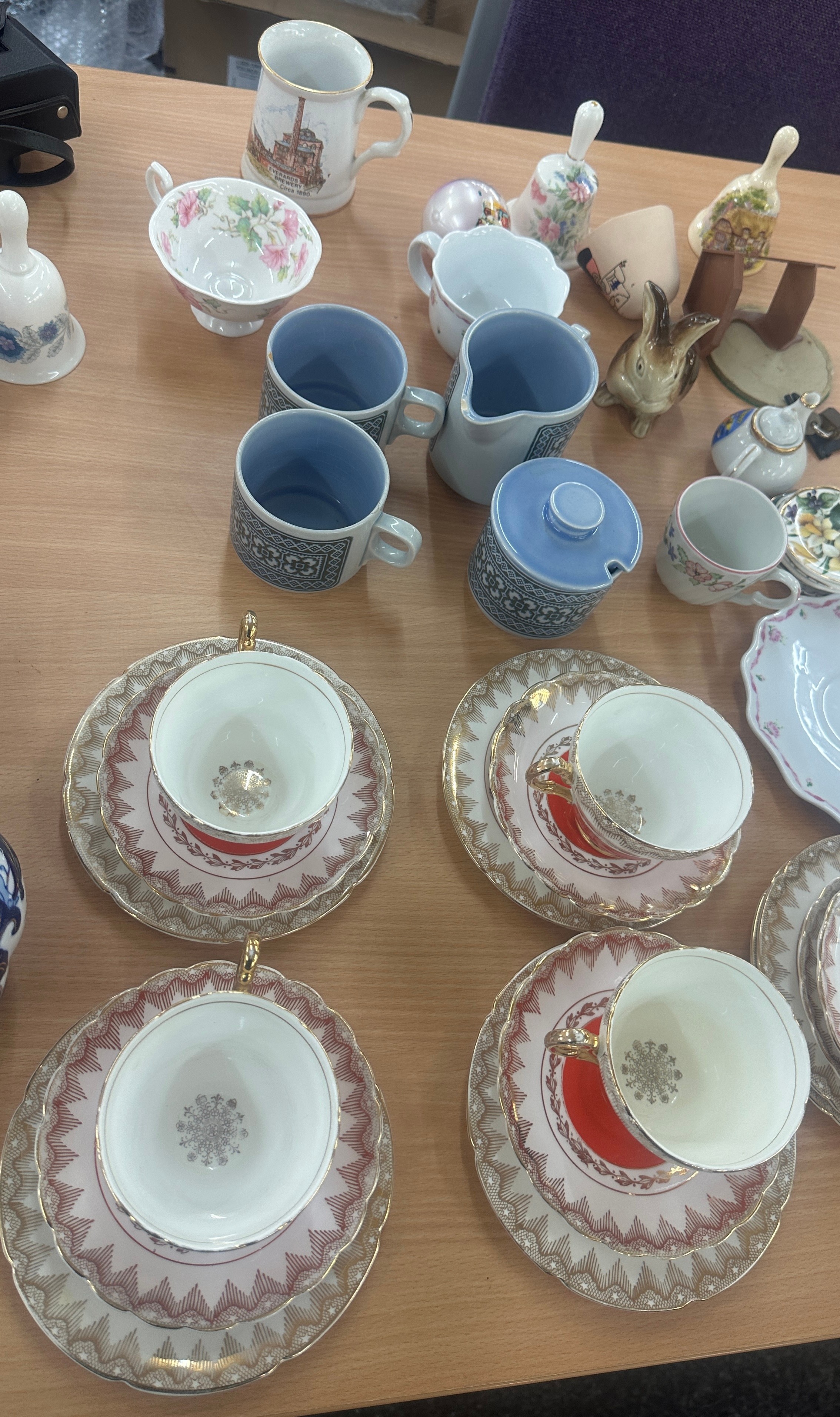Selection of miscellaneous includes part tea sets, oriental tea pot etc - Image 3 of 4