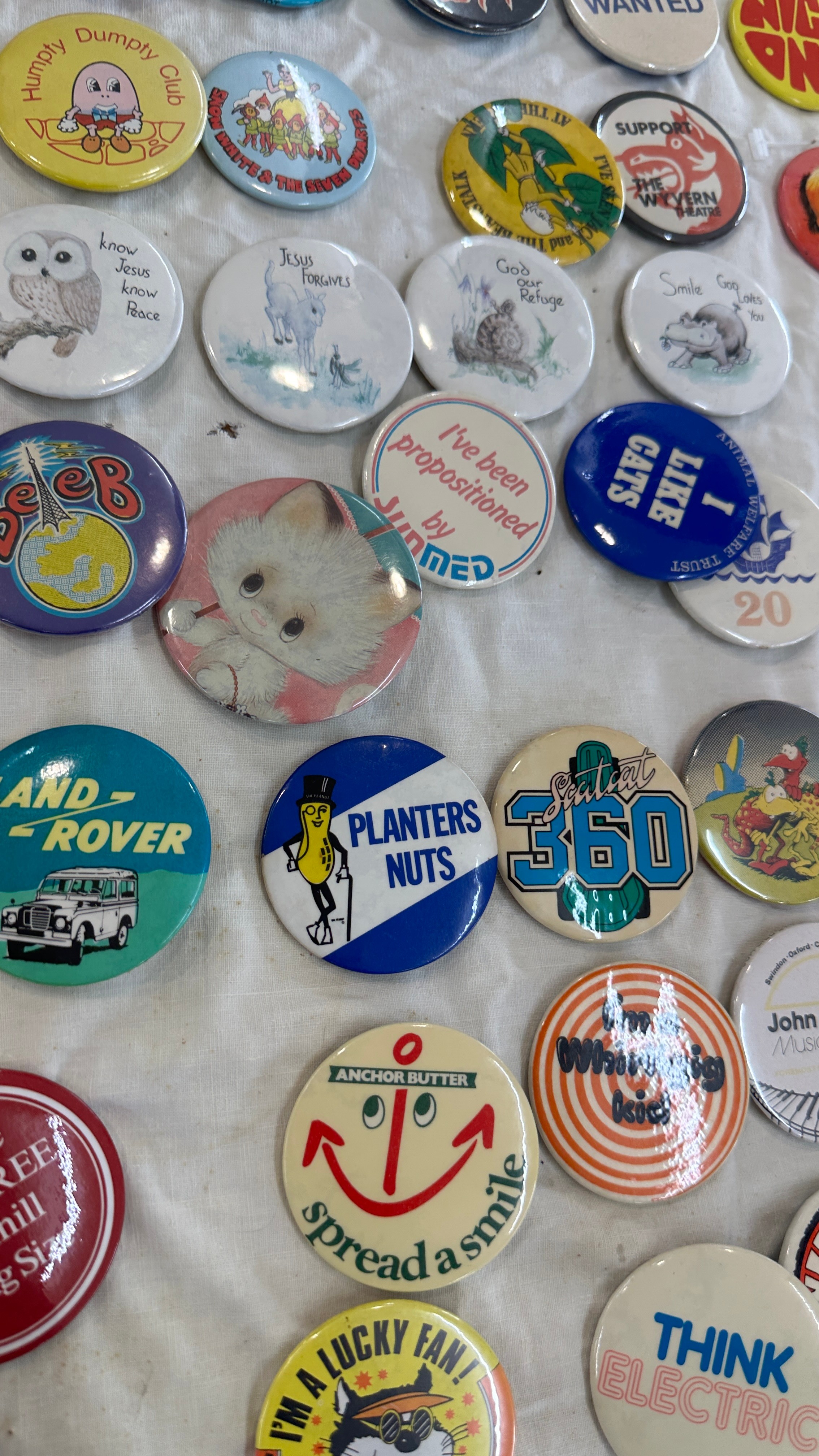 Large selection of assorted pin badges - Image 6 of 9