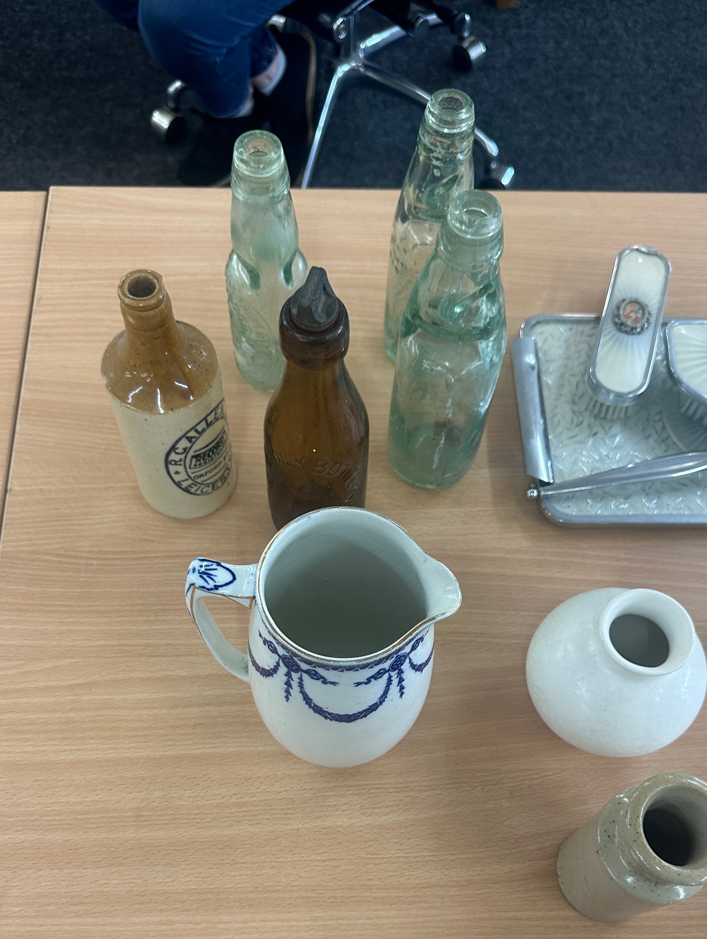 Selection of miscellaneous to include vintage glass bottles, porcelain etc - Image 2 of 5