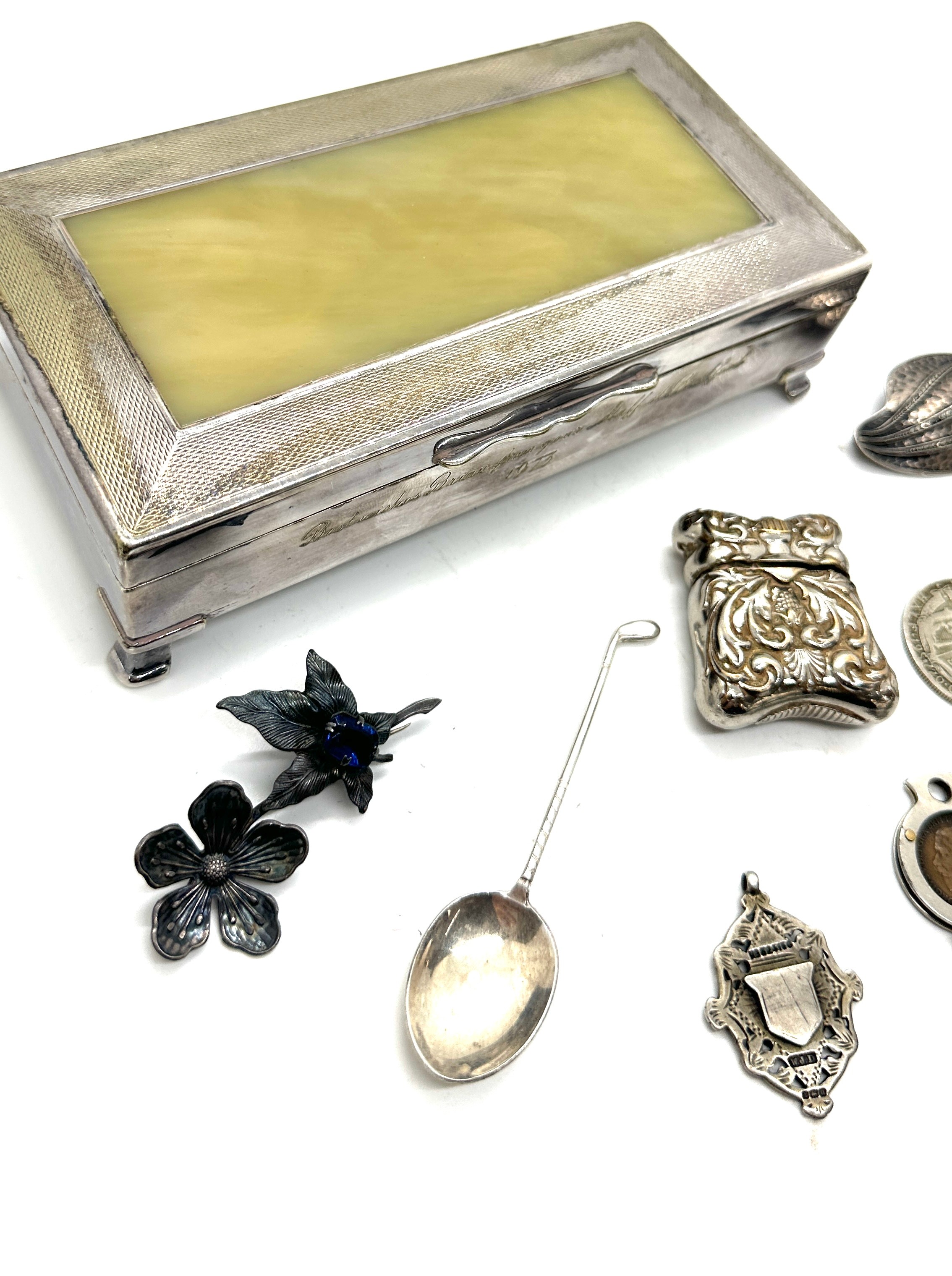 Selection of collectables includes Pocket watch, silver items etc - Image 2 of 5