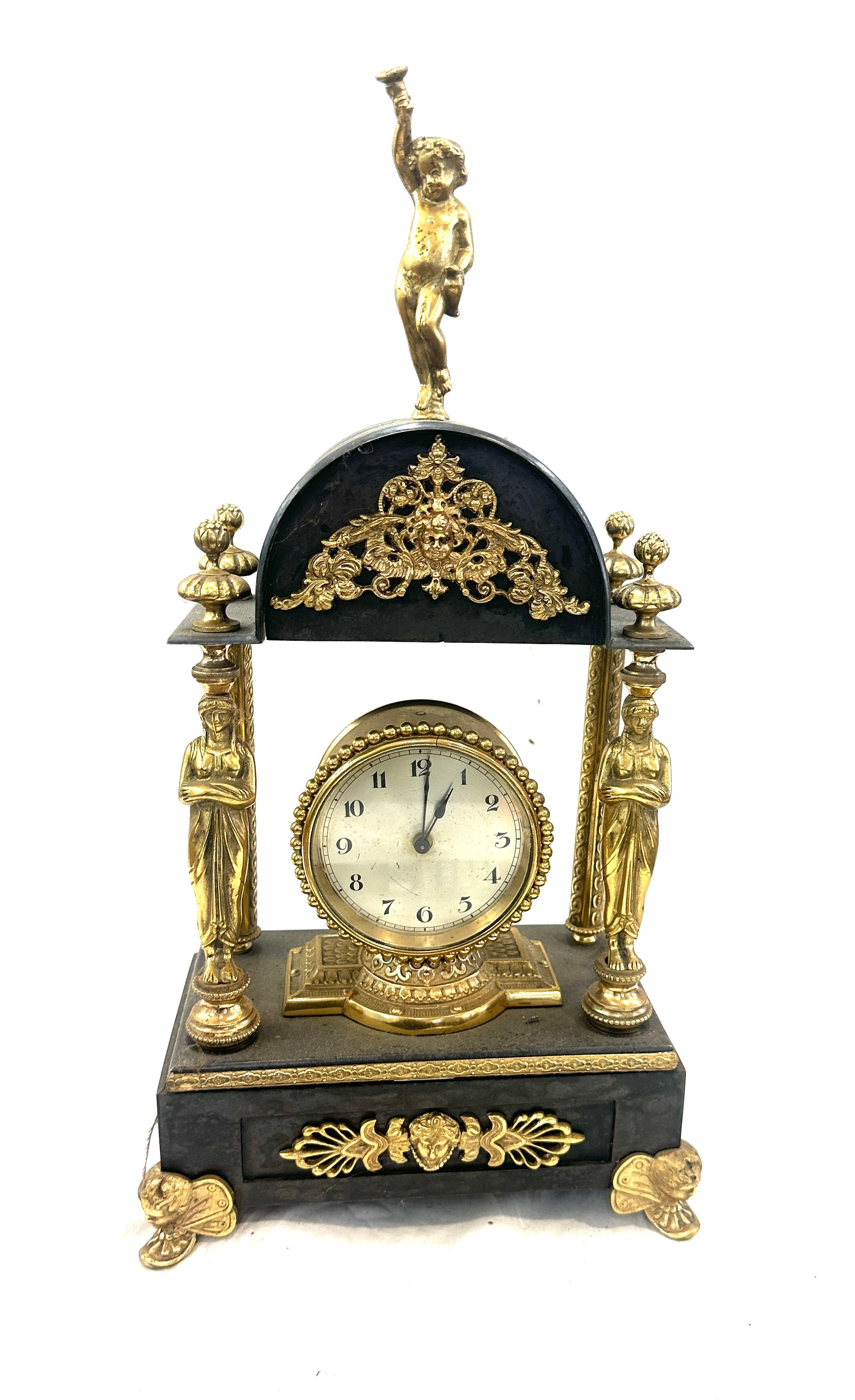 Vintage brass and metal clock with key measures approx 18 inches tall by 9 inches wide - Bild 2 aus 3