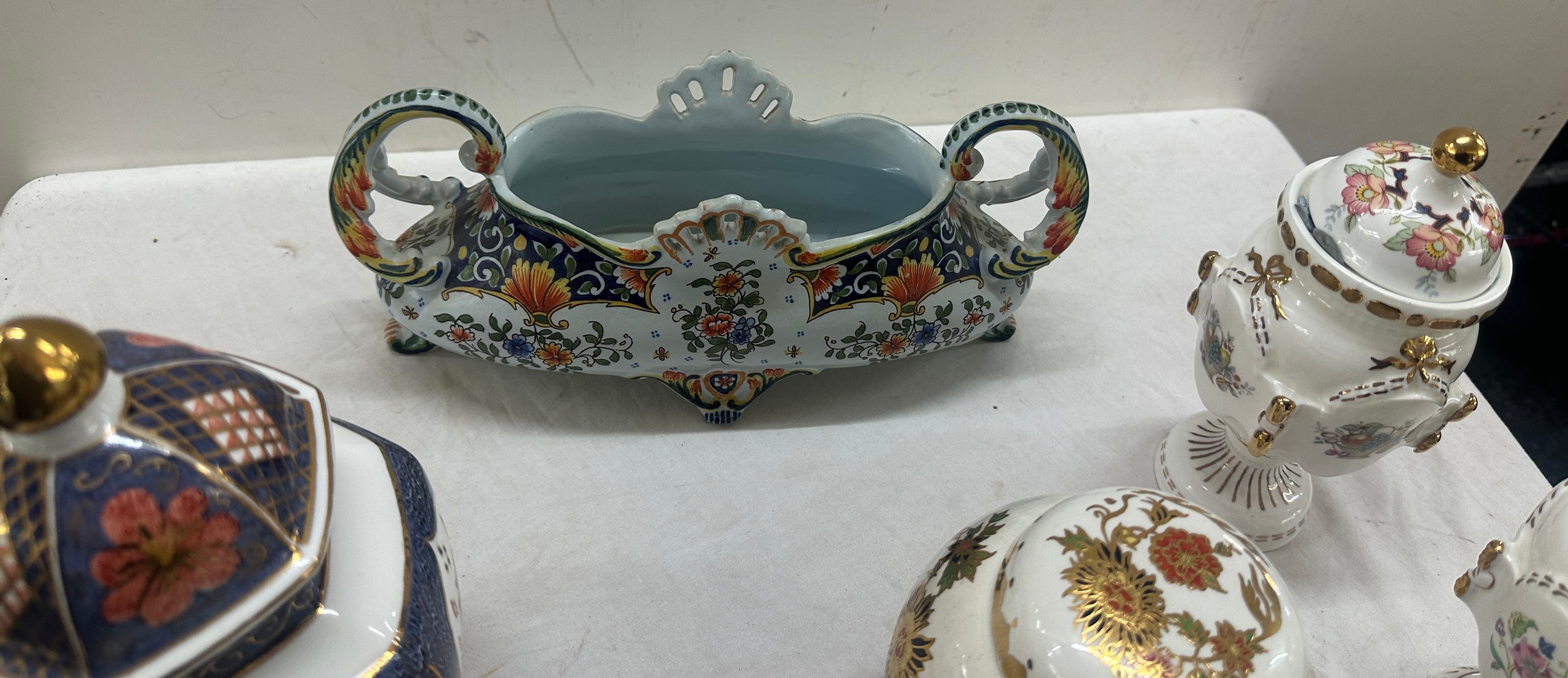 Selection of vintage porcelain hand painted items to include lidded vases etc - Image 3 of 5