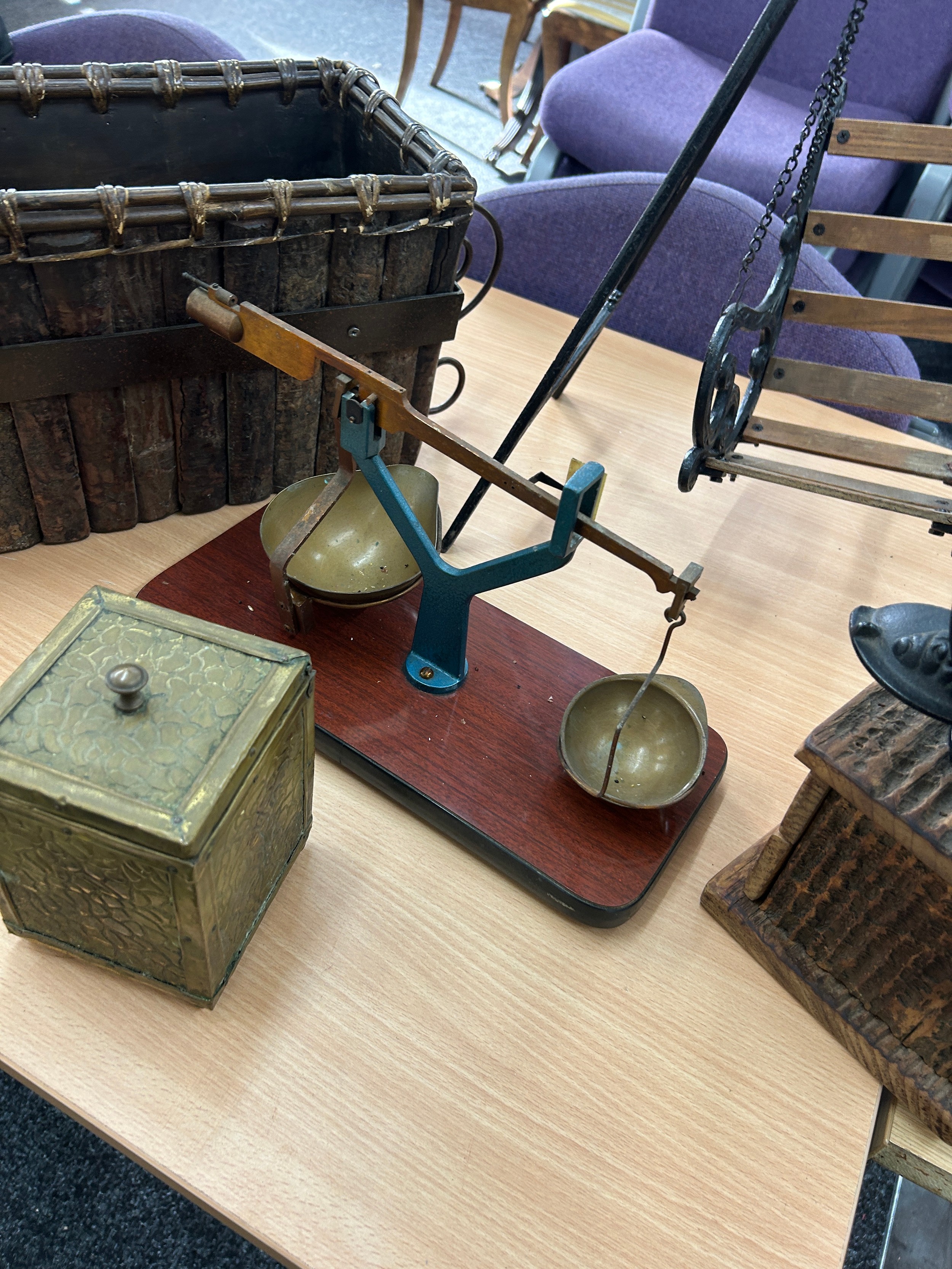 Selection of collectables includes scales, swing, basket etc - Image 2 of 5