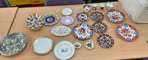 Selection of collectors plates to include Minton etc