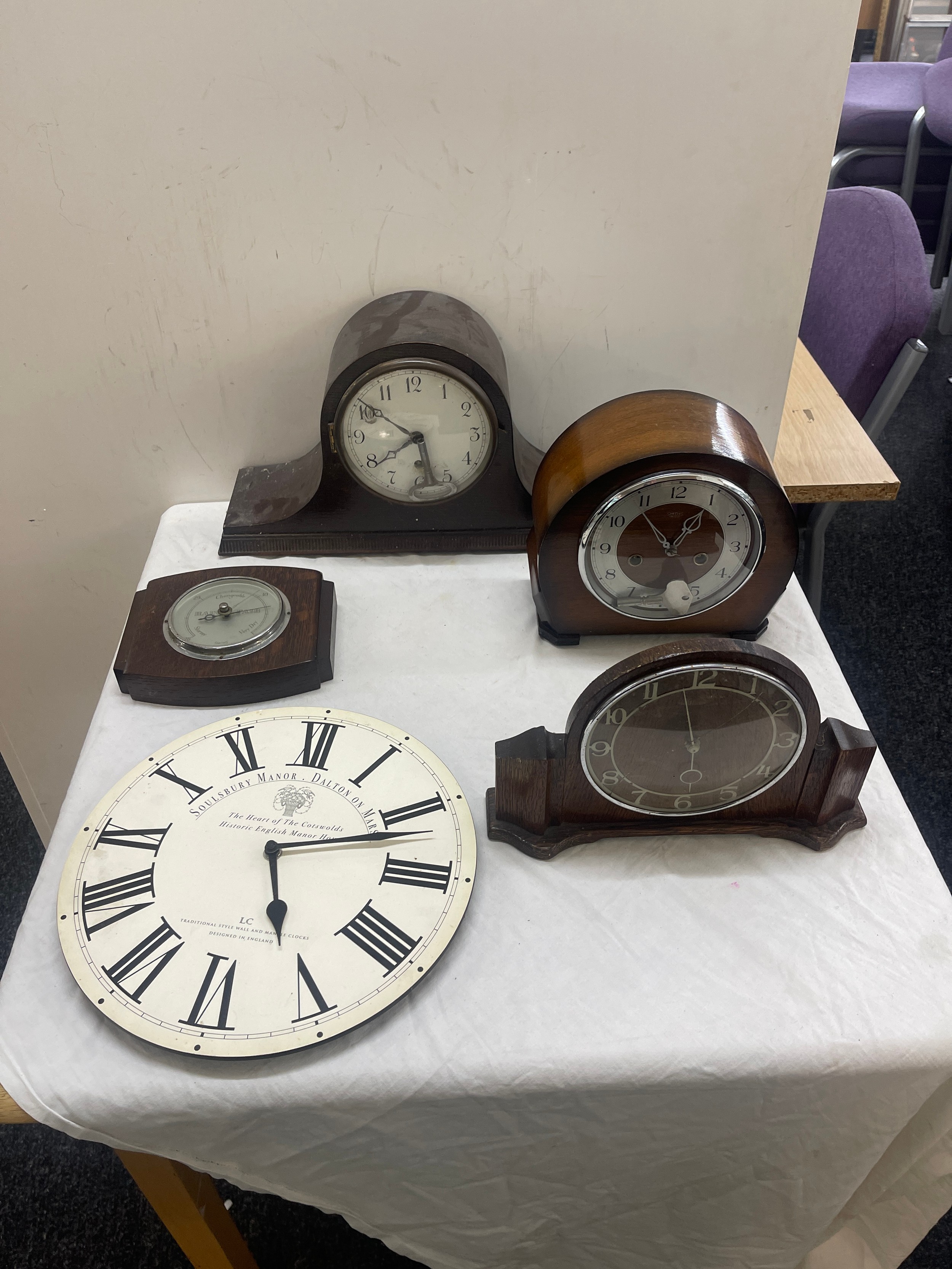 Large selection of assorted clocks includes smiths etc