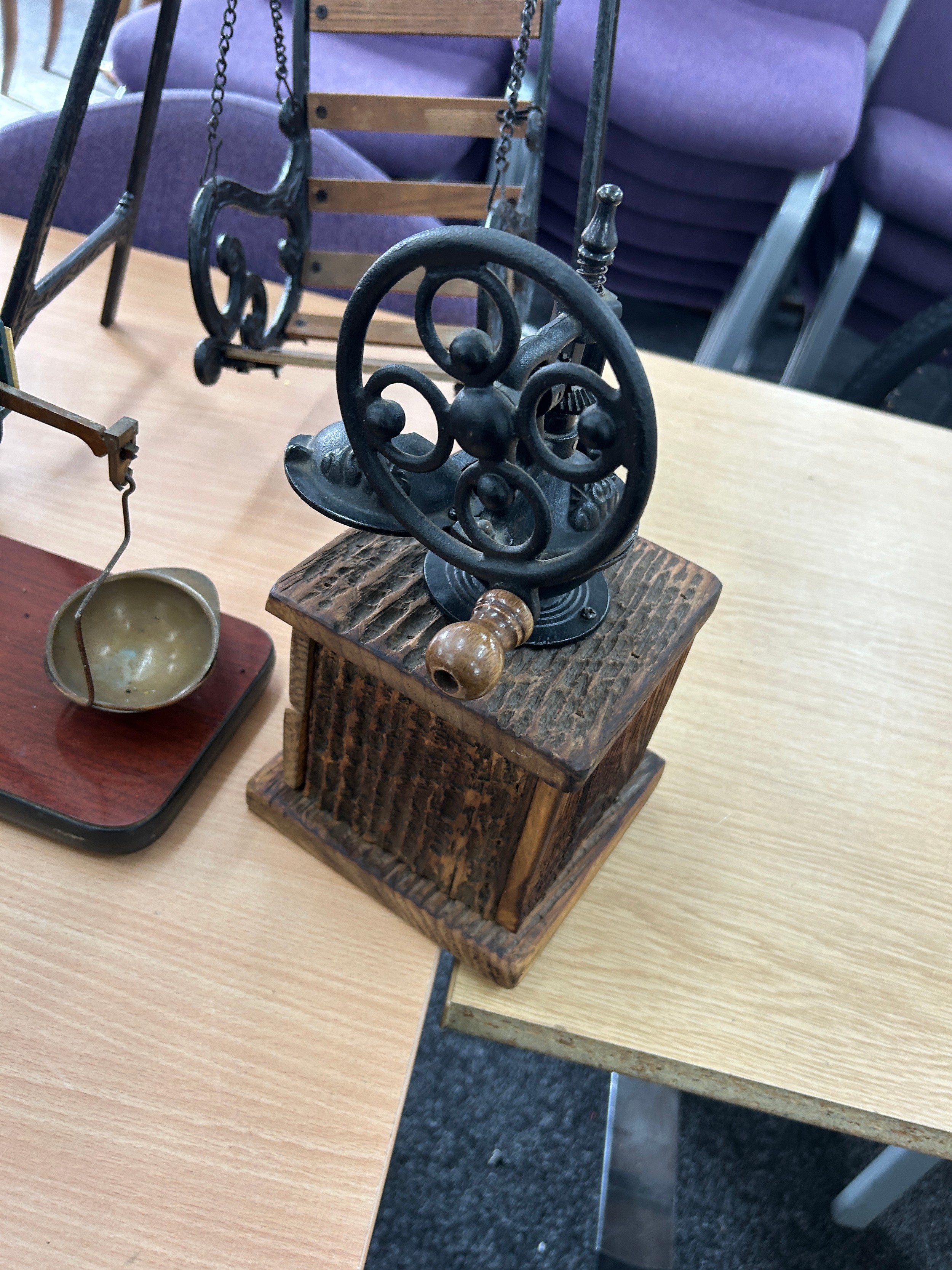 Selection of collectables includes scales, swing, basket etc - Image 3 of 5