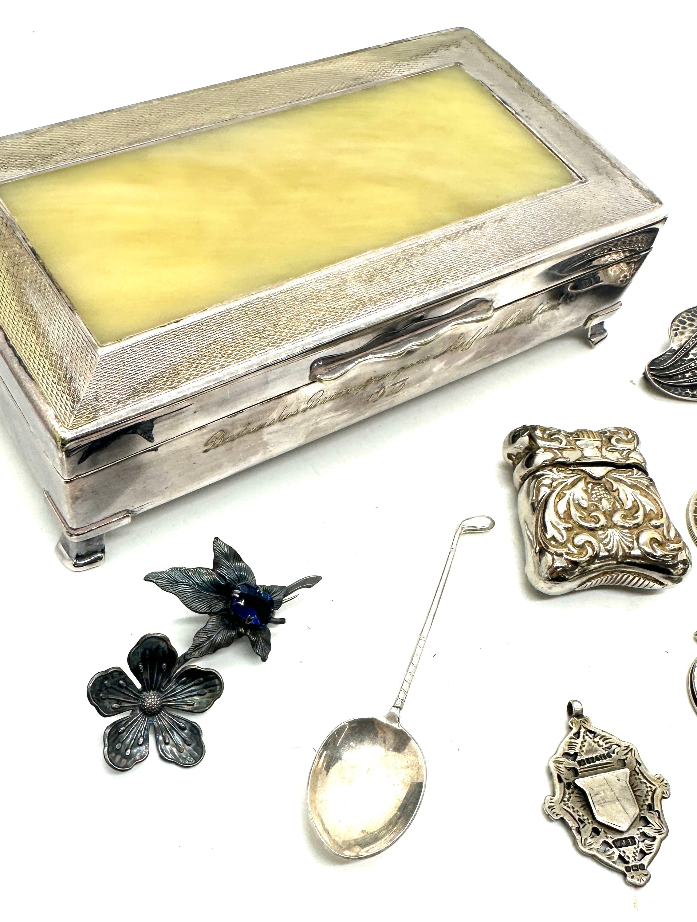 Selection of collectables includes Pocket watch, silver items etc - Image 3 of 5