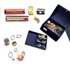 Selection of vintage and later costume jewellery, watches etc