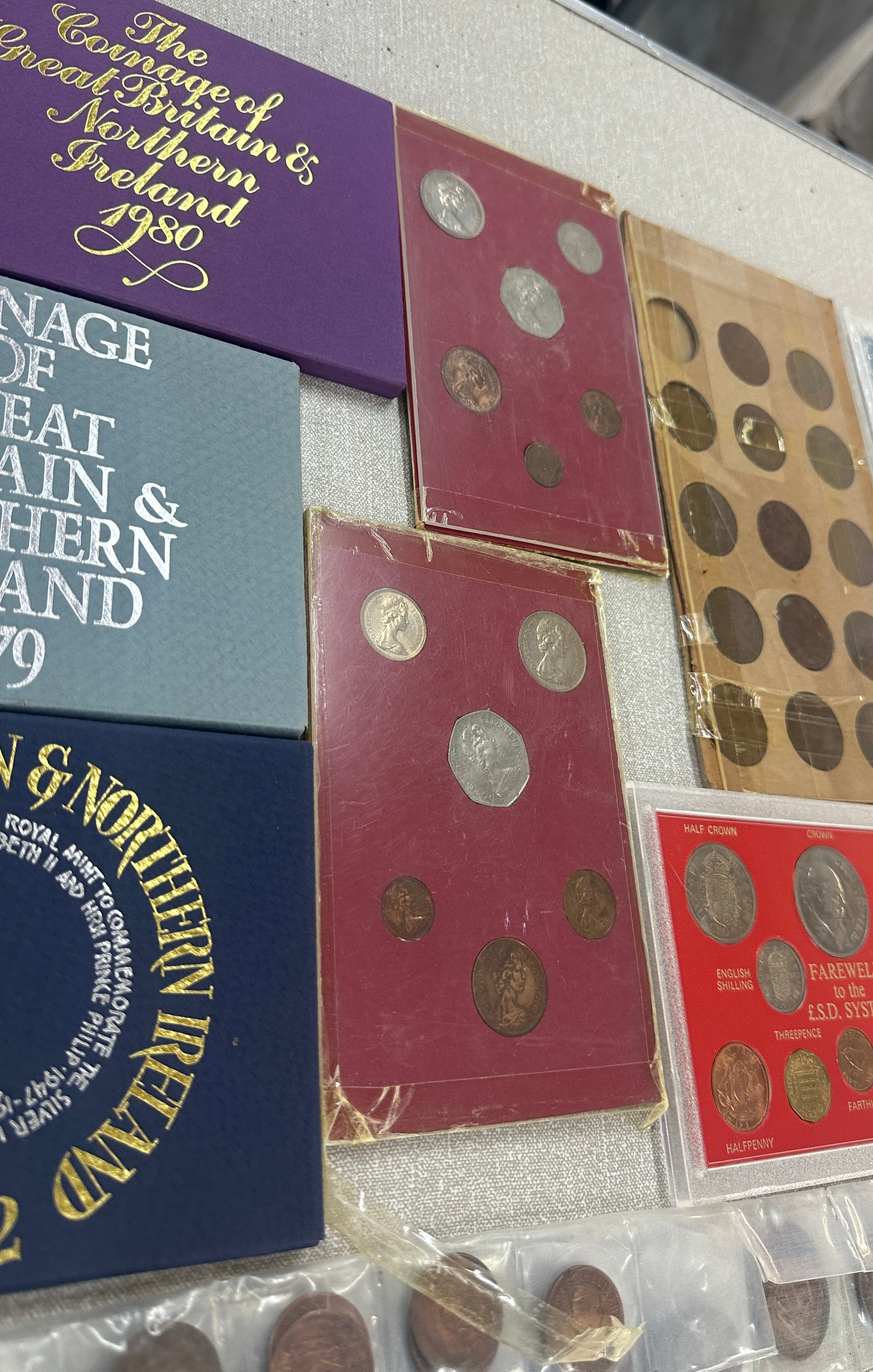 Selection of assorted coin sets includes The Coinage of Great Brittain 1980, 1979 etc - Image 2 of 10