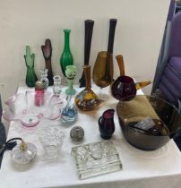 Selection of assorted vintage and later glassware
