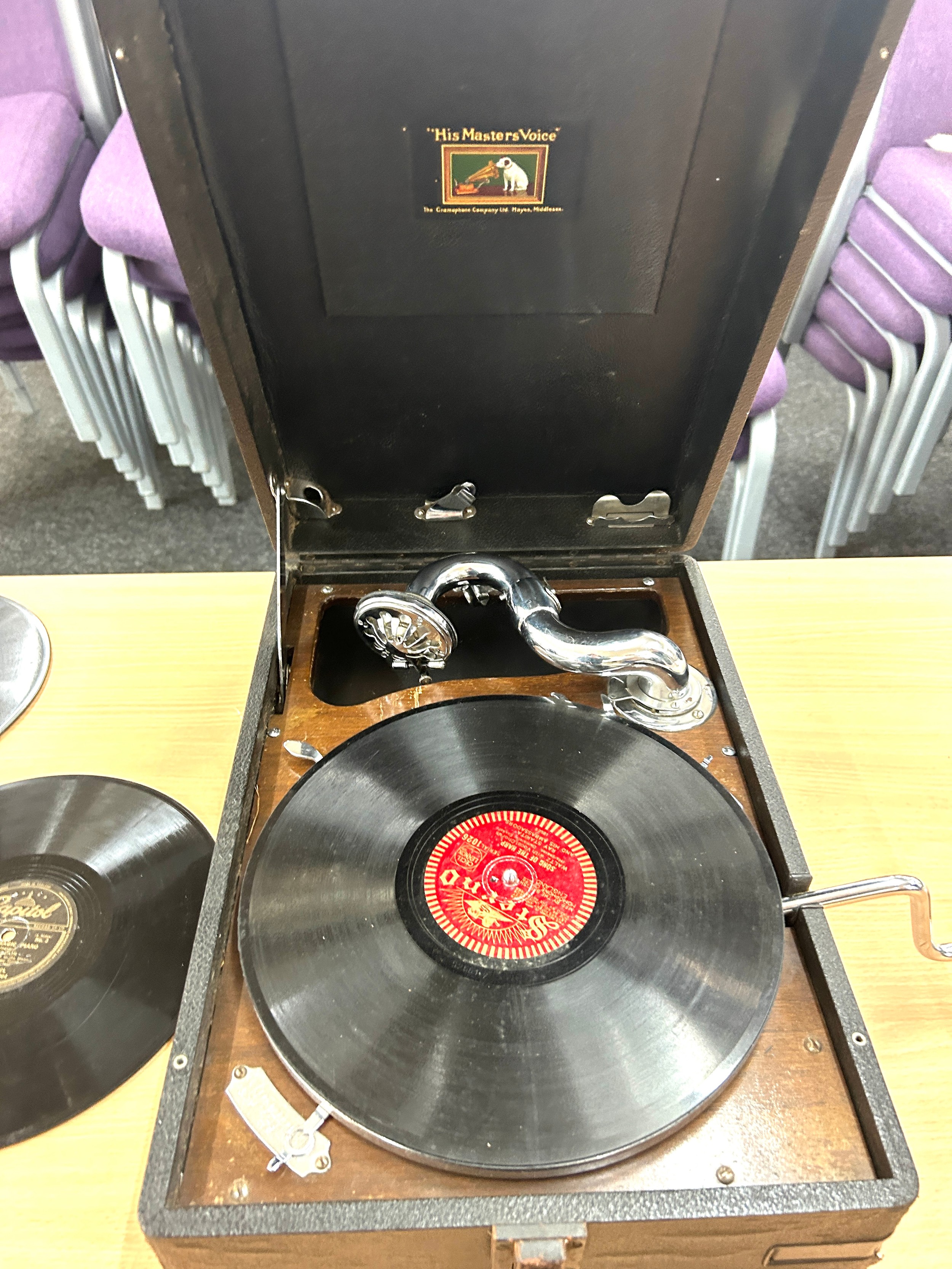 His Master's Voice grammar phone and a selection of shellac records - Image 5 of 5