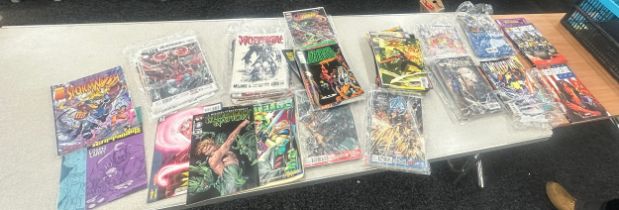 Selection of assorted comics