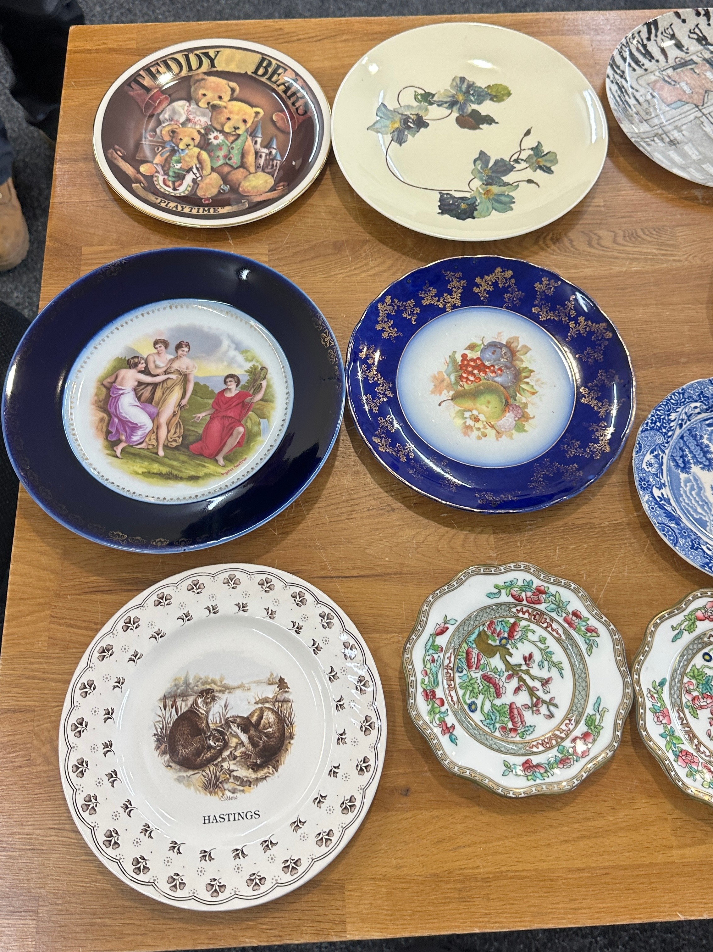 Large selection of assorted wall collectors plates - Image 4 of 4