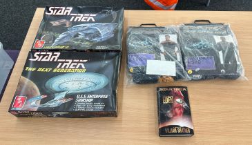 Selection of Star trek memorabilia includes empty boxes etc