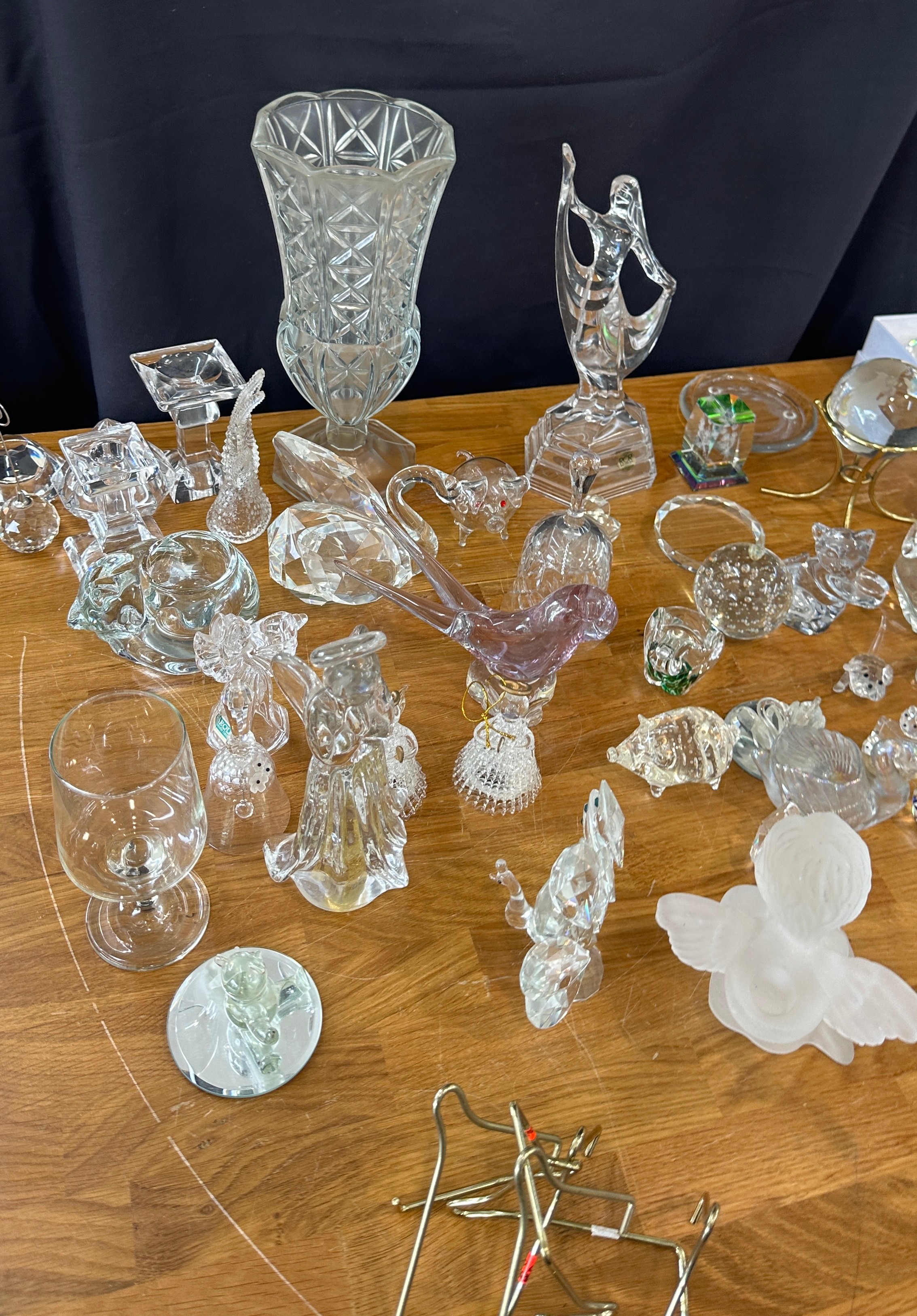 Large selection of assorted glassware includes figures, photo frames etc - Image 2 of 4