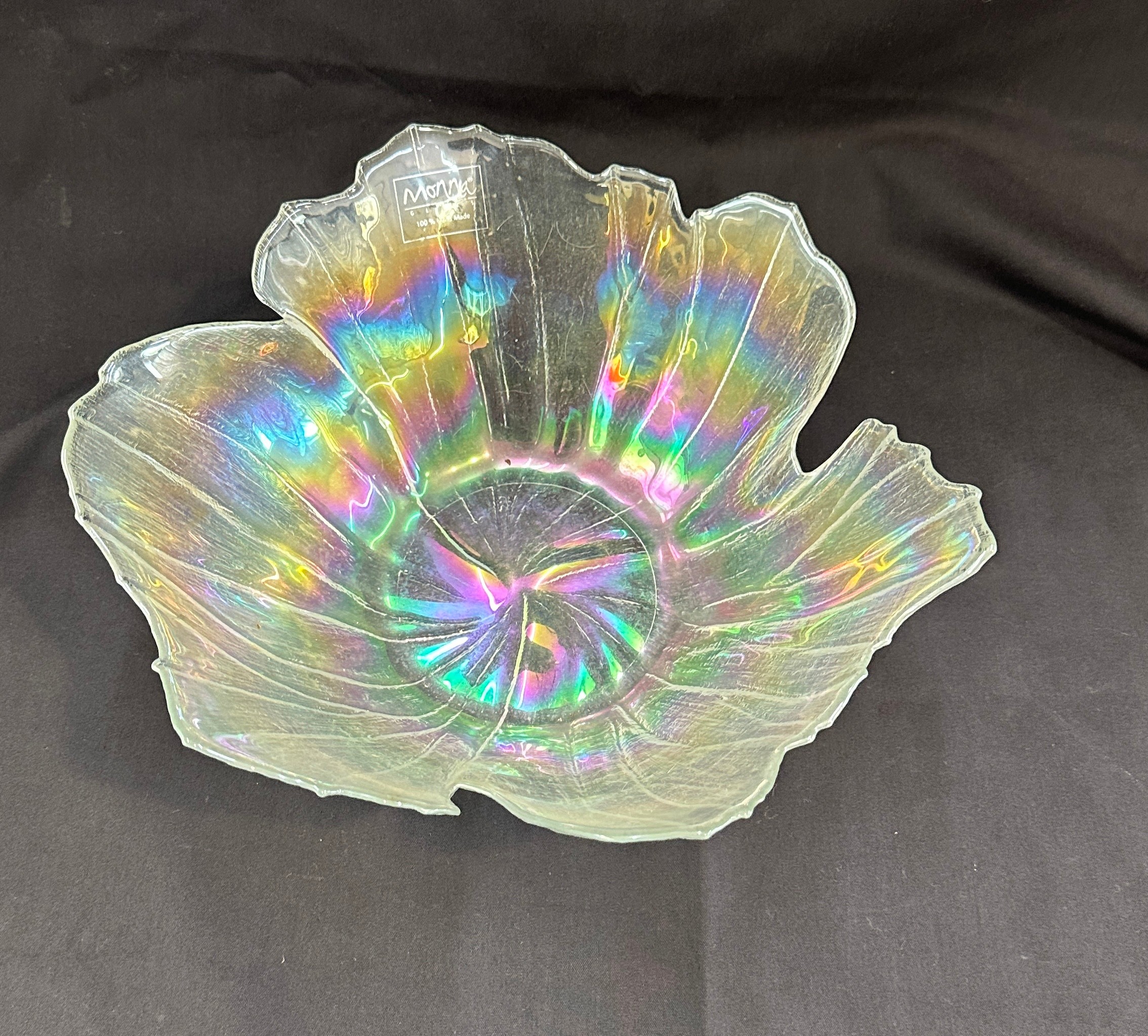 Large opalescent bowl 6 inches tall - Image 4 of 4