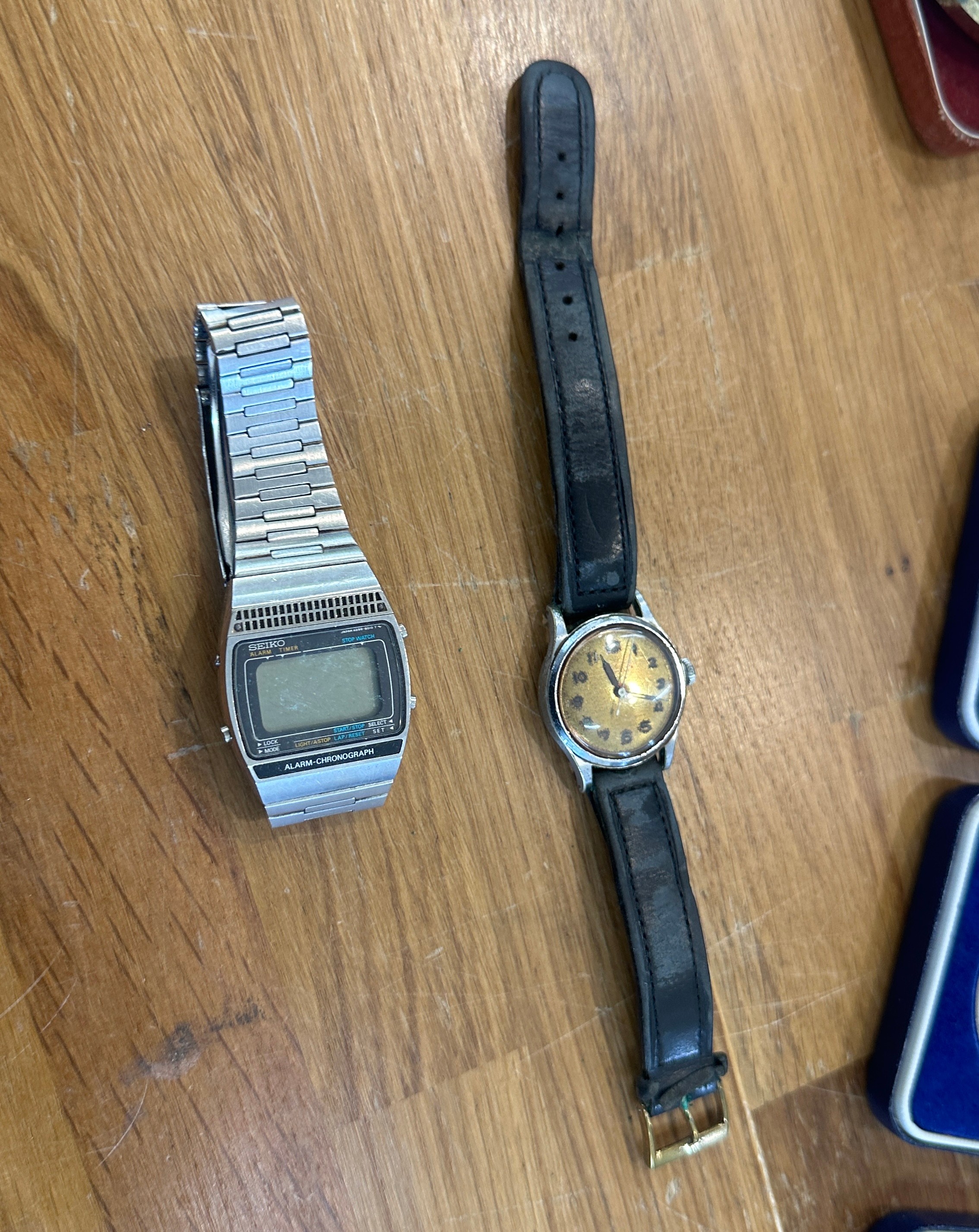 Selection of collectables includes 2 Vintage gents wrist watches includes Seiko, Elveter, both - Image 5 of 5