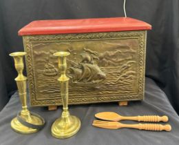 Brass items to include a coal box and two candle sticks, also two wooden fork and spoon