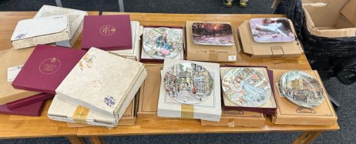 Selection of 20 boxed collectors plates includes Davenport and Royal Worcester etc