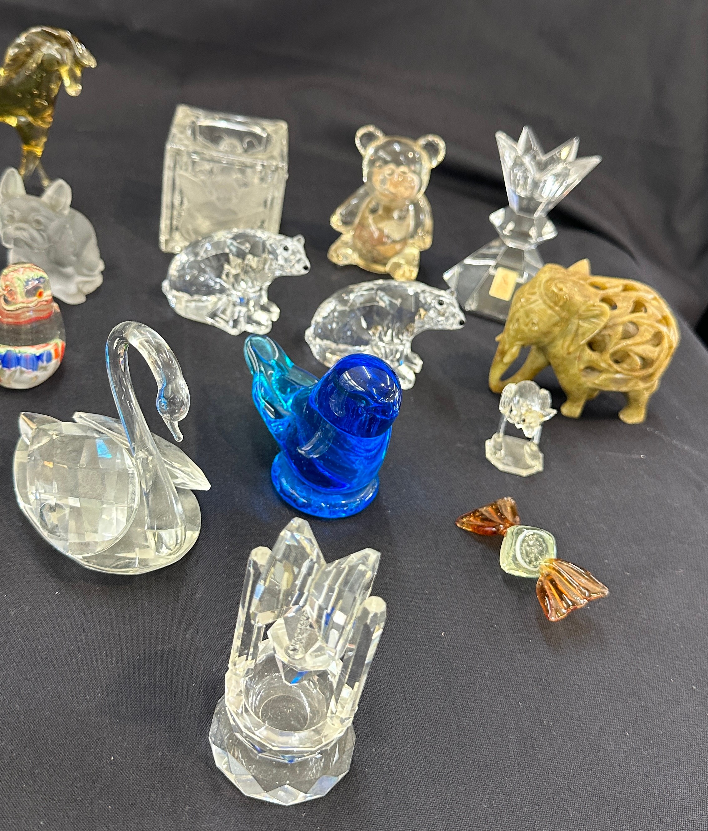 Large selection of assorted glass animals includes paper weights etc - Image 4 of 4