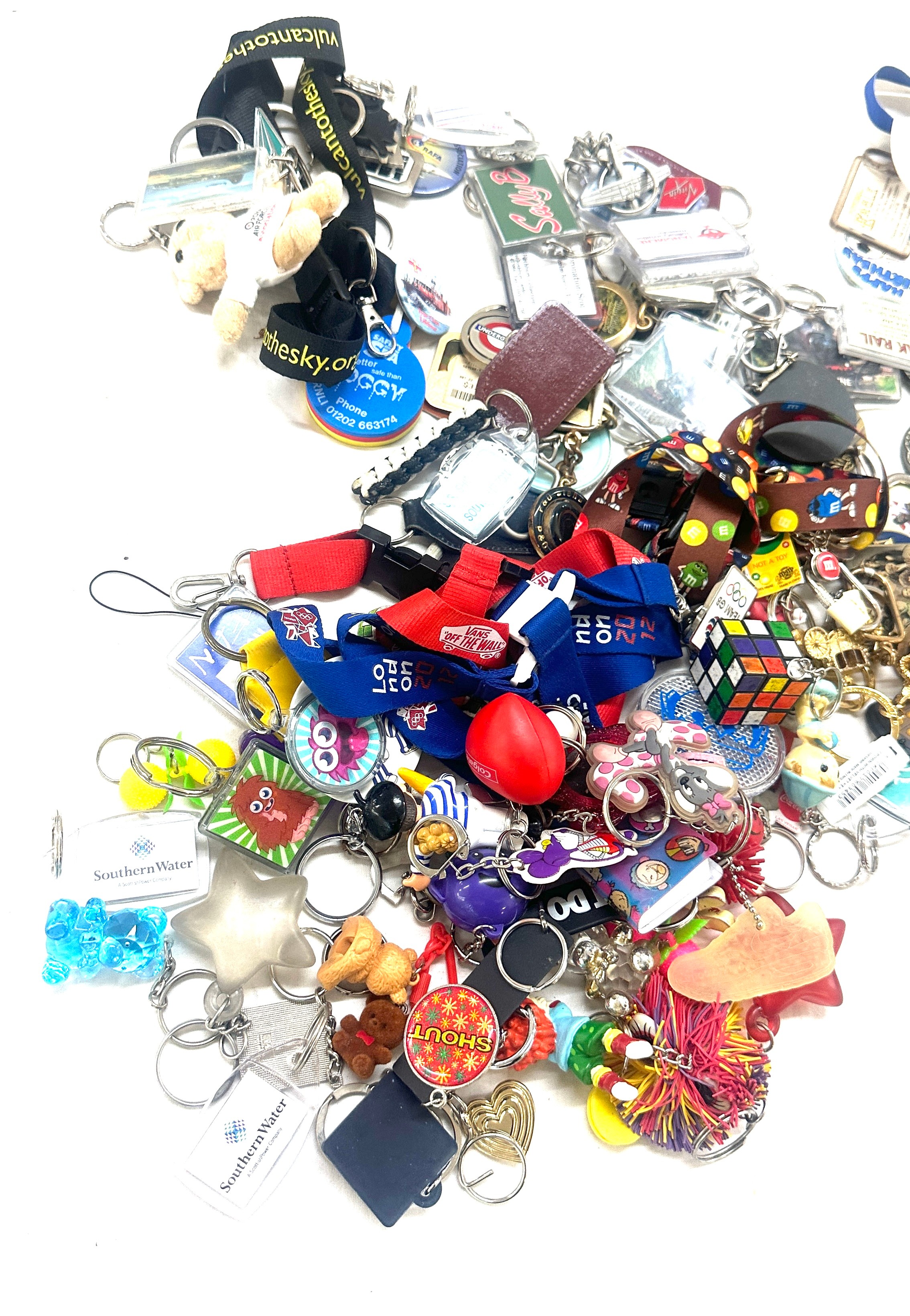 Selection of key rings includes transport models, planes, dr who, coca cola etc - Image 2 of 5